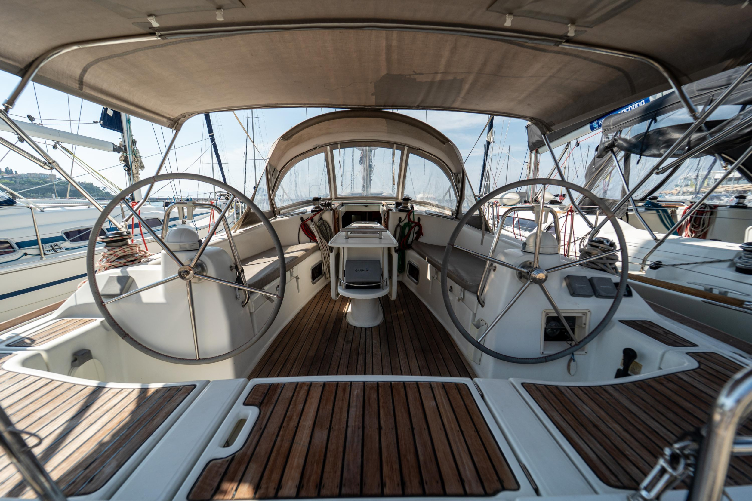 Photo #9 - Beneteau 43 (Errika) en Kavala - 17623