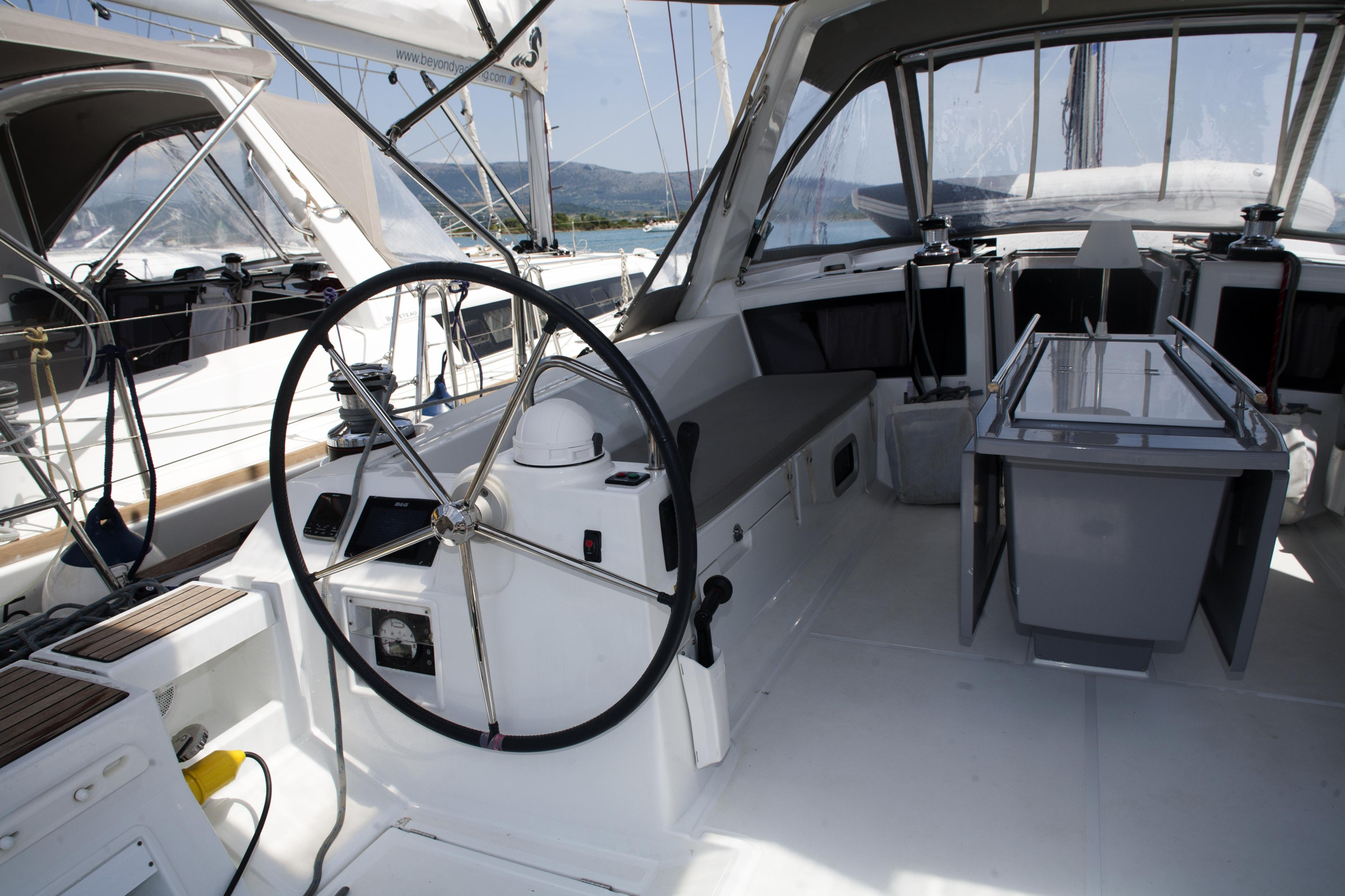 Photo #8 - Oceanis 48 (Annita) in Rodi - 24057