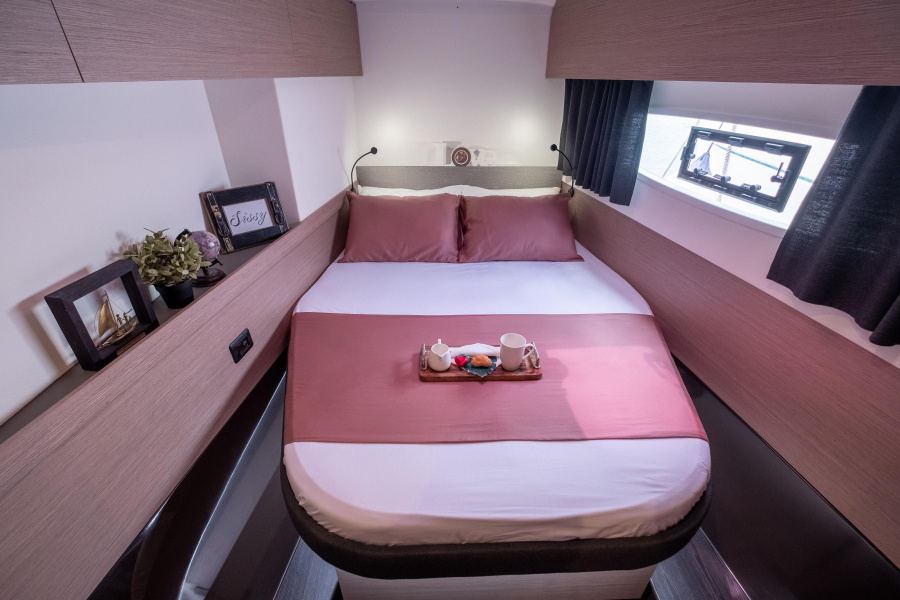 Fountaine Pajot Astréa 42 — photo 26