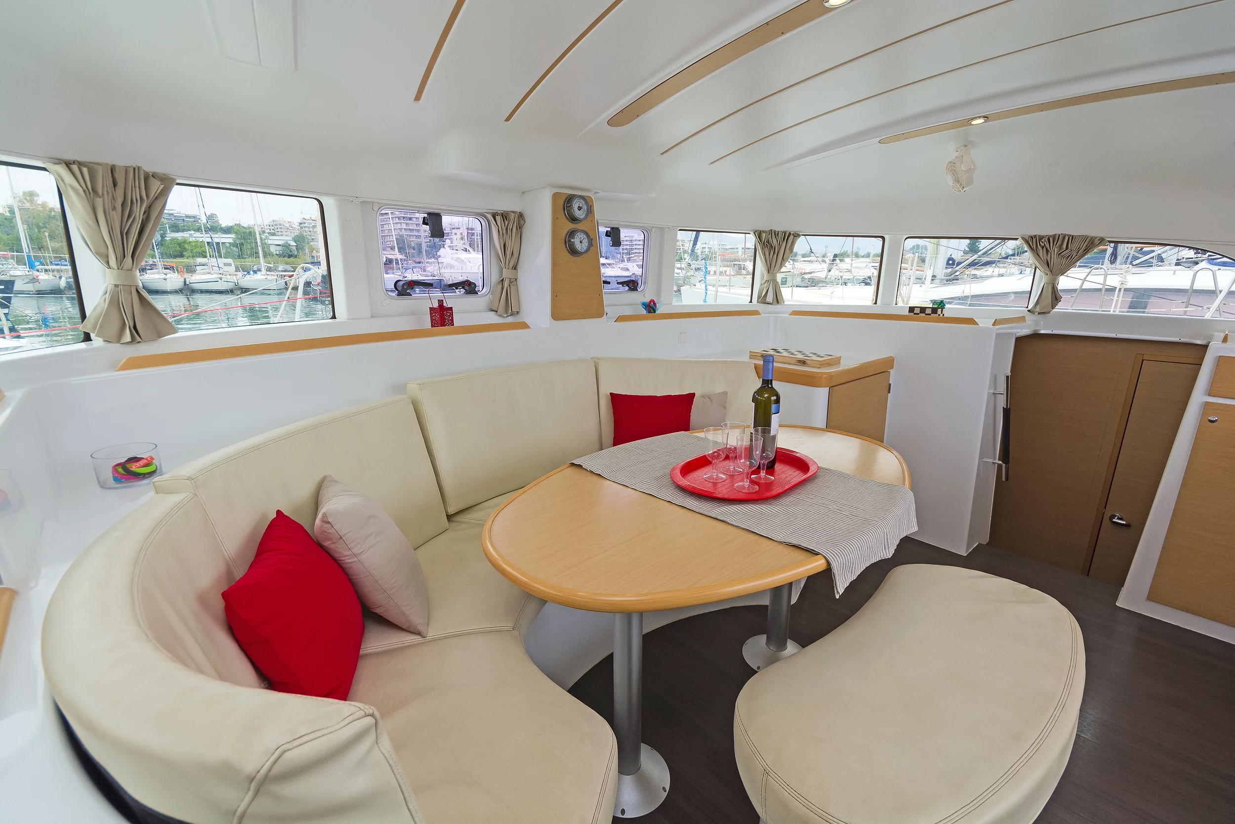 Lagoon 380 S2 (Cataki)  - 5