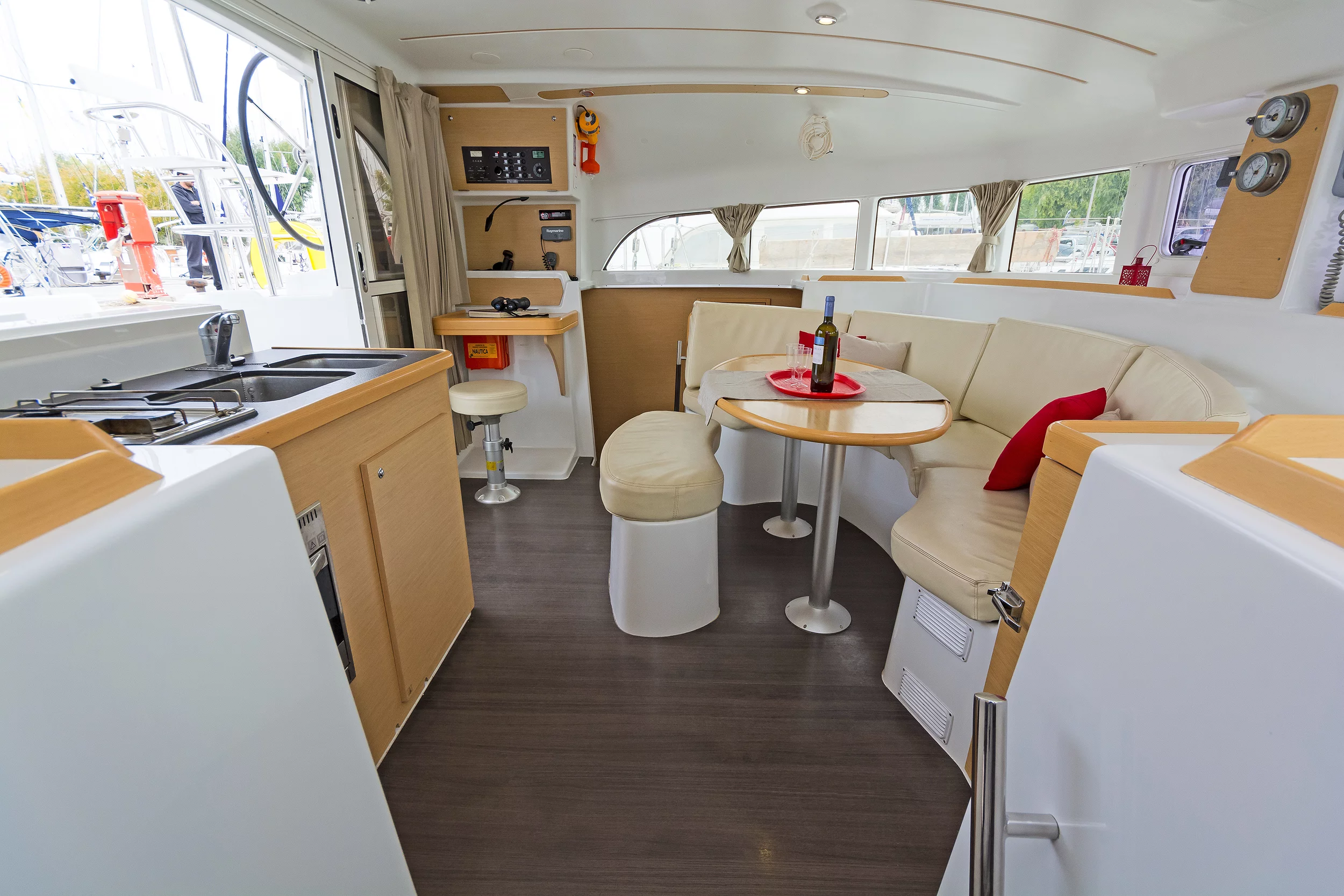 Lagoon 380 S2 (Cataki)  - 14