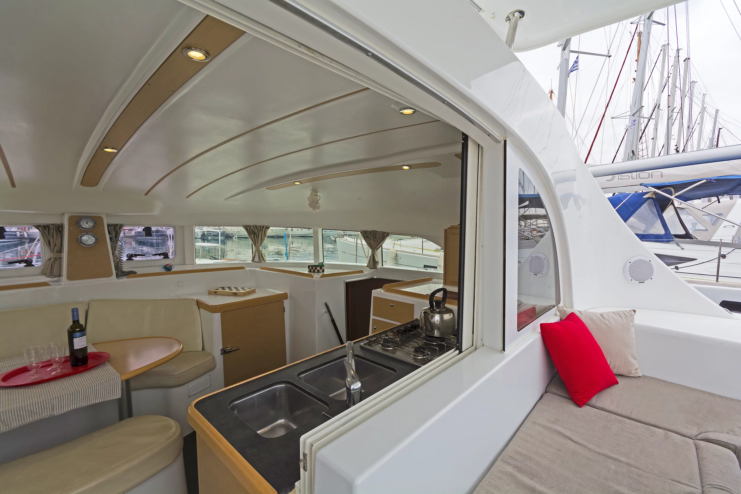 Lagoon 380 S2 (Cataki)  - 23