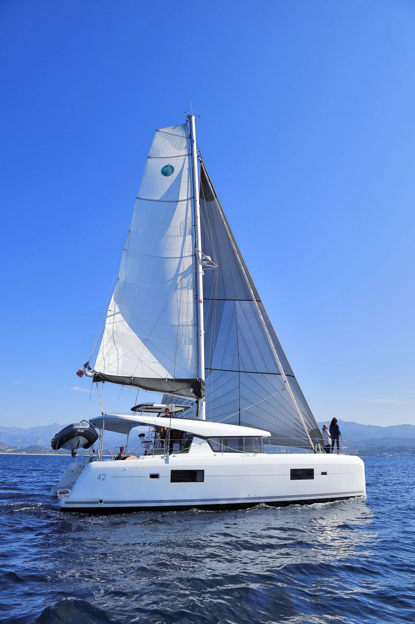 Lagoon 42 (Reborn)  - 3