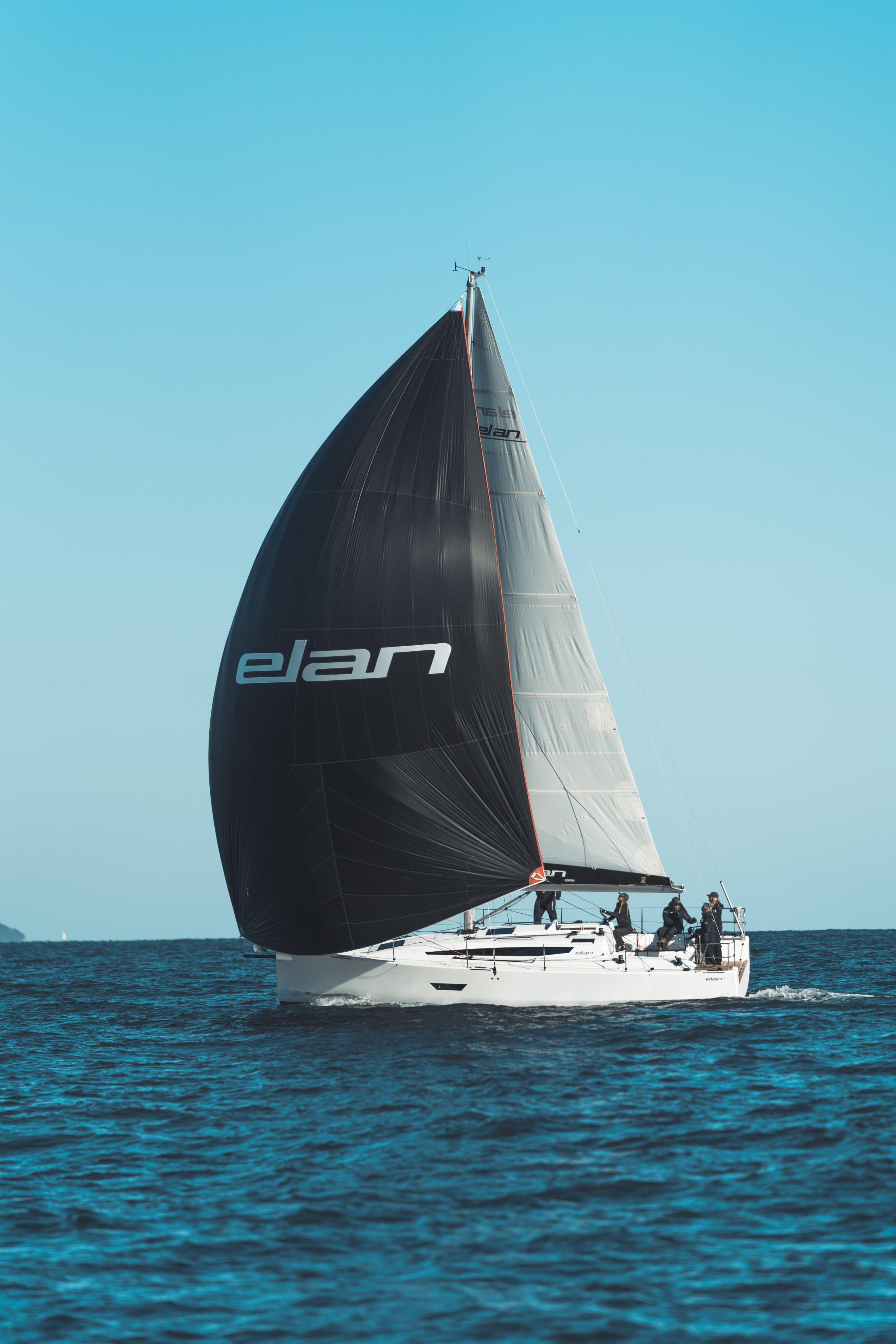 Photo #9 - Elan E4 (LUNA) in Pula - 18281