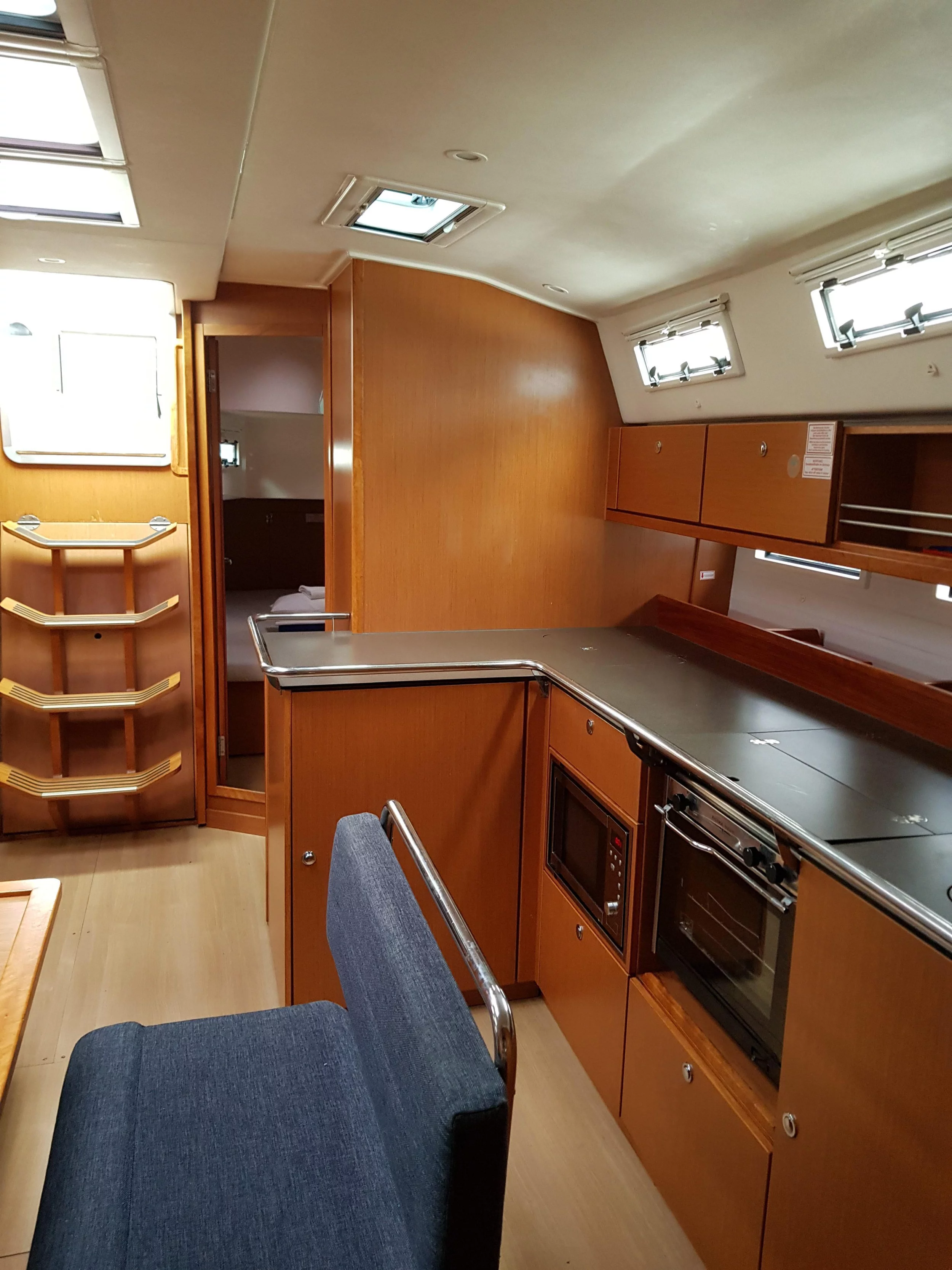 Bavaria Cruiser 45 (Orlan)  - 15