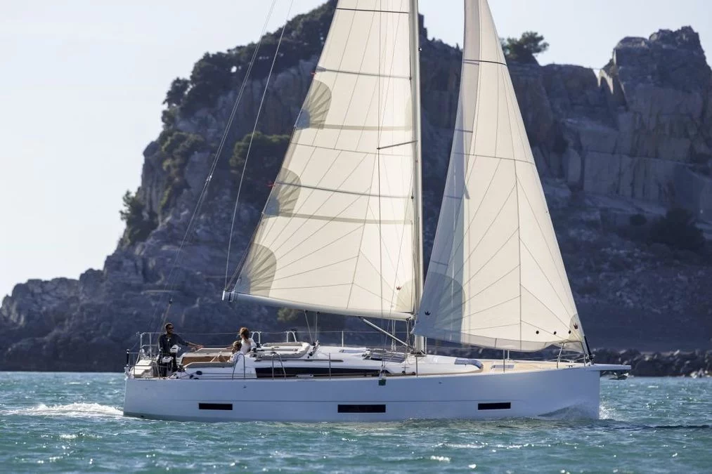 Dufour 390 Grand Large (LAL)  - 1