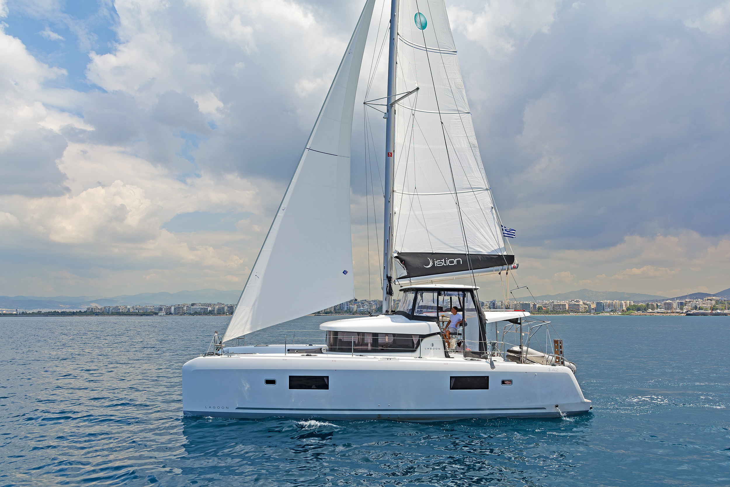 Photo #27 - Lagoon 42 & GEN (Deja Vu) in Lavrion - 6220