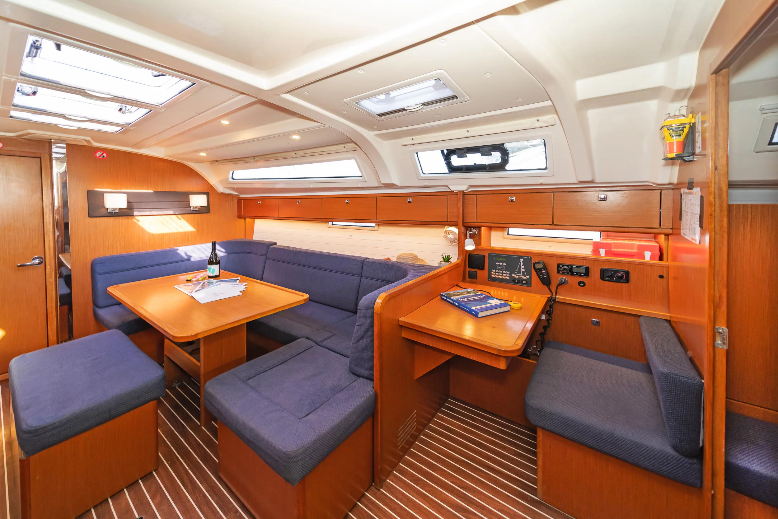 Bavaria Cruiser 41 (Blue Pearl)  - 4
