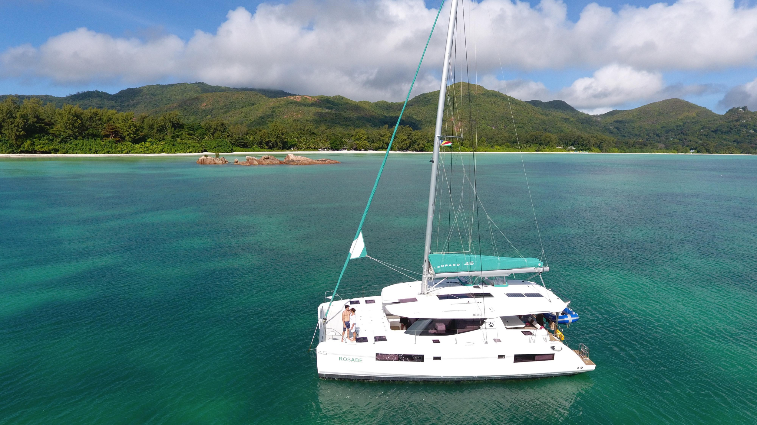 Photo #5 - Leopard 45 (Rosabe) in Mahe - 11766