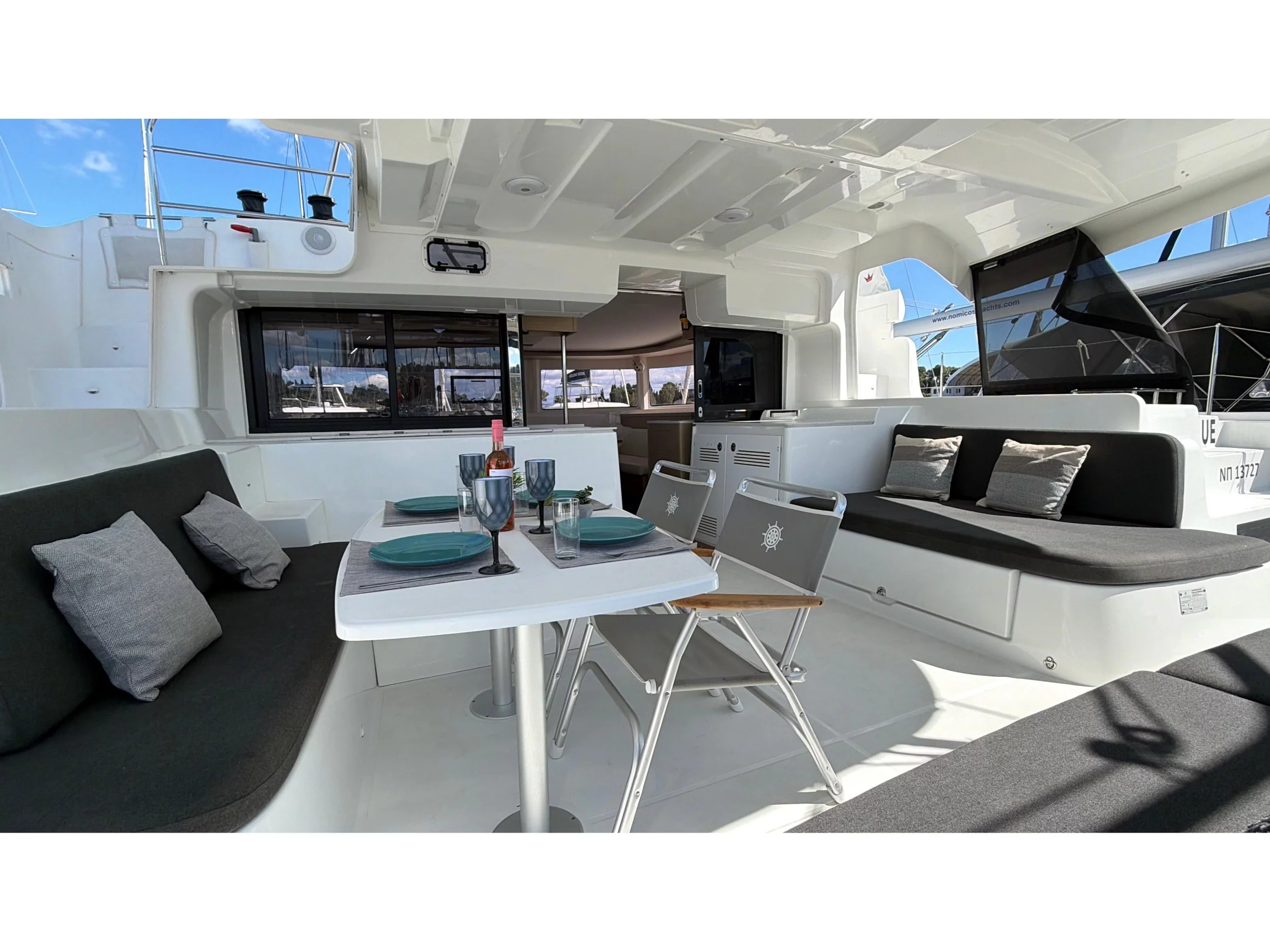 Lagoon 46 (Mystique) Interior image - 21
