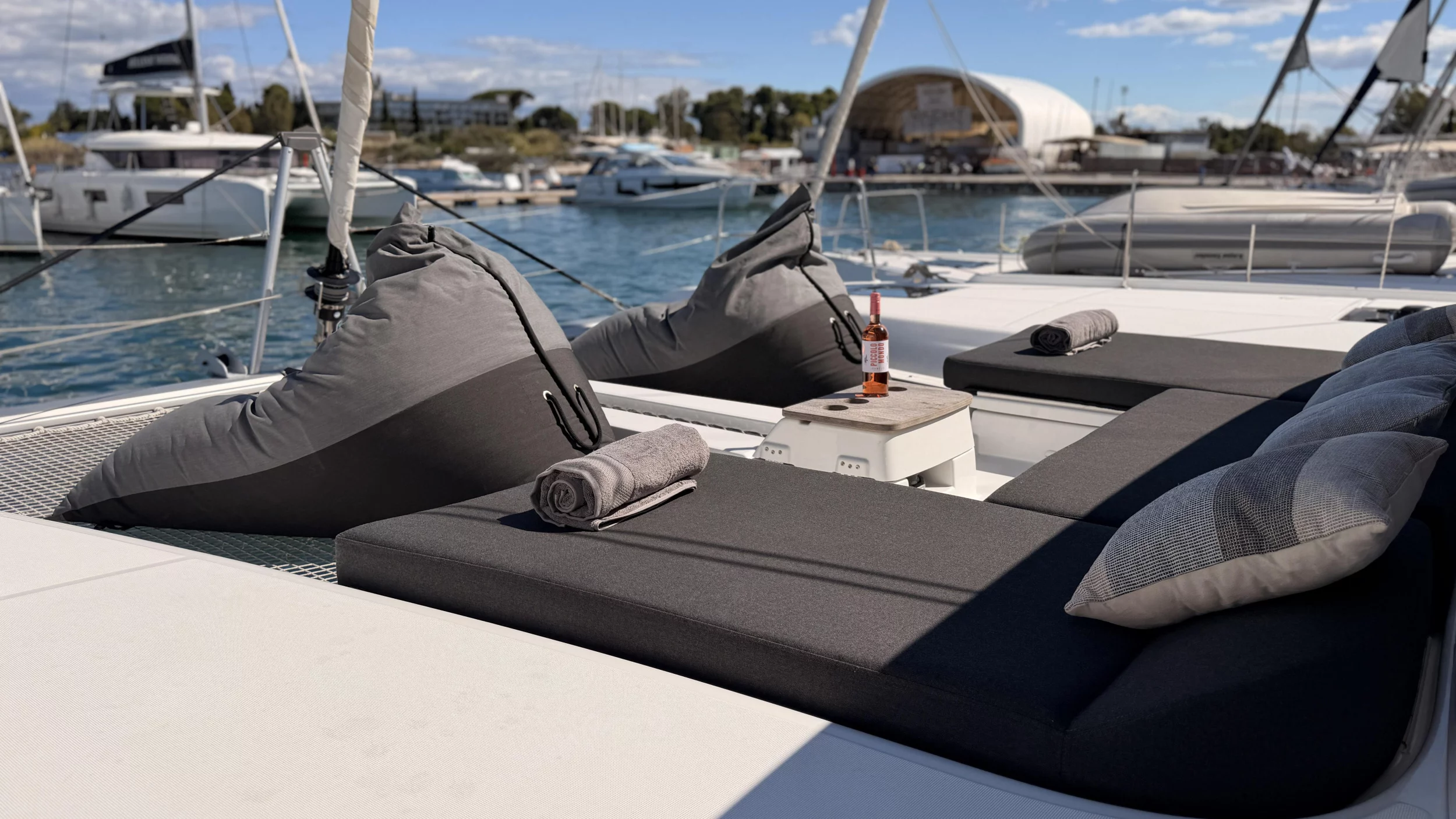 Lagoon 46 (Mystique)  - 19