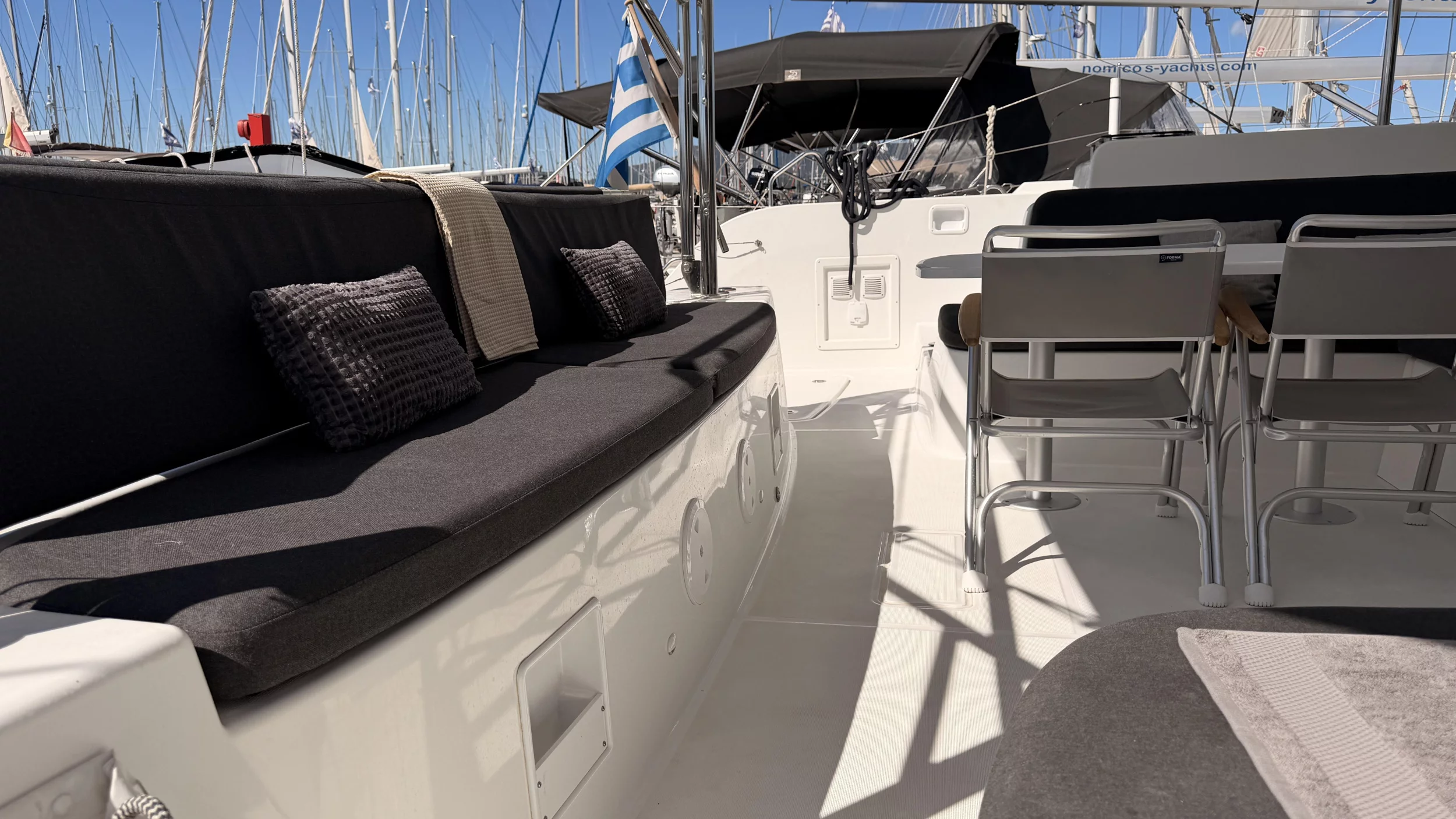 Lagoon 46 (Mystique)  - 11