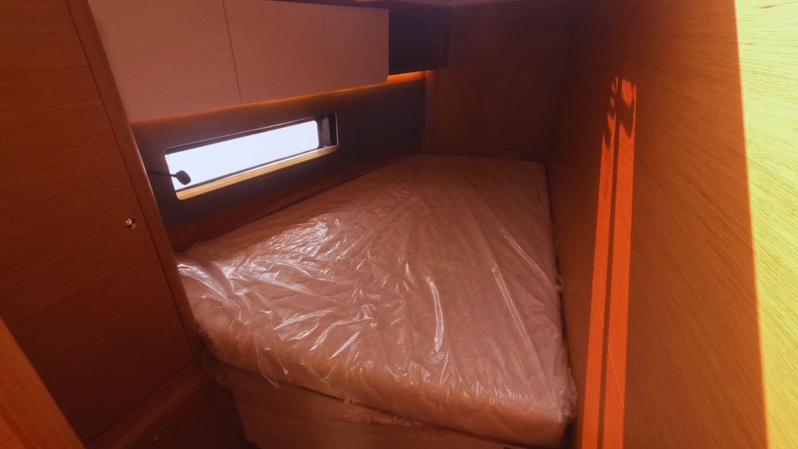 Dufour 44-4 cabins — photo 9
