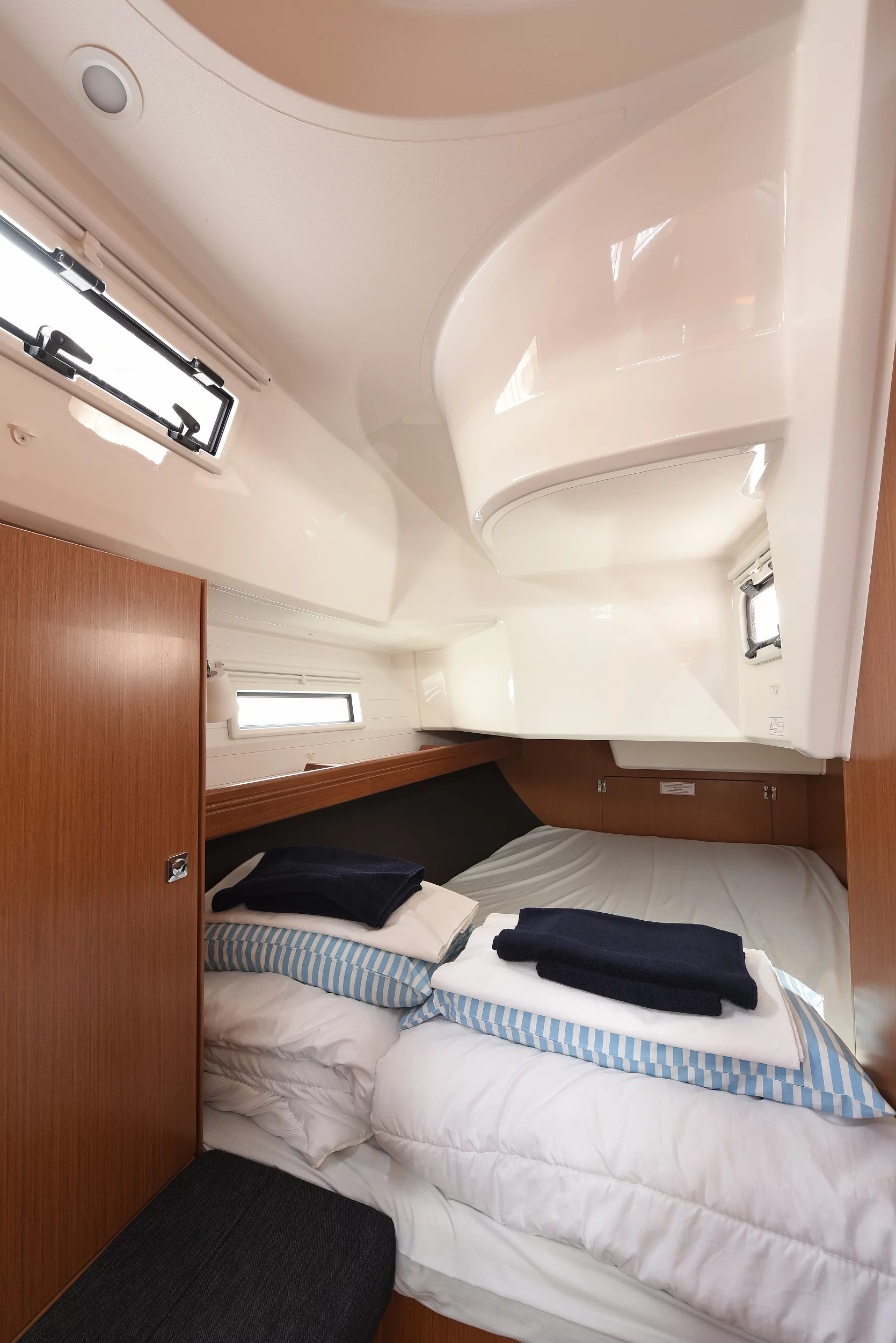 Bavaria Cruiser 37 (Nancy)  - 3
