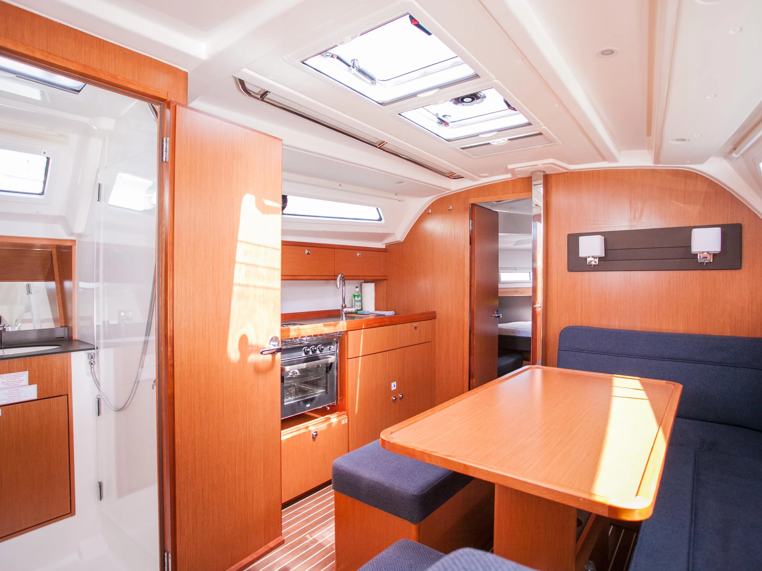 Bavaria Cruiser 41 (Dolce vita) Interior image - 9