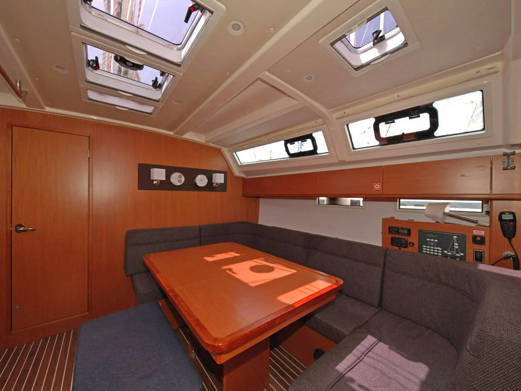 Bavaria Cruiser 46 (Tequila) Interior image - 8