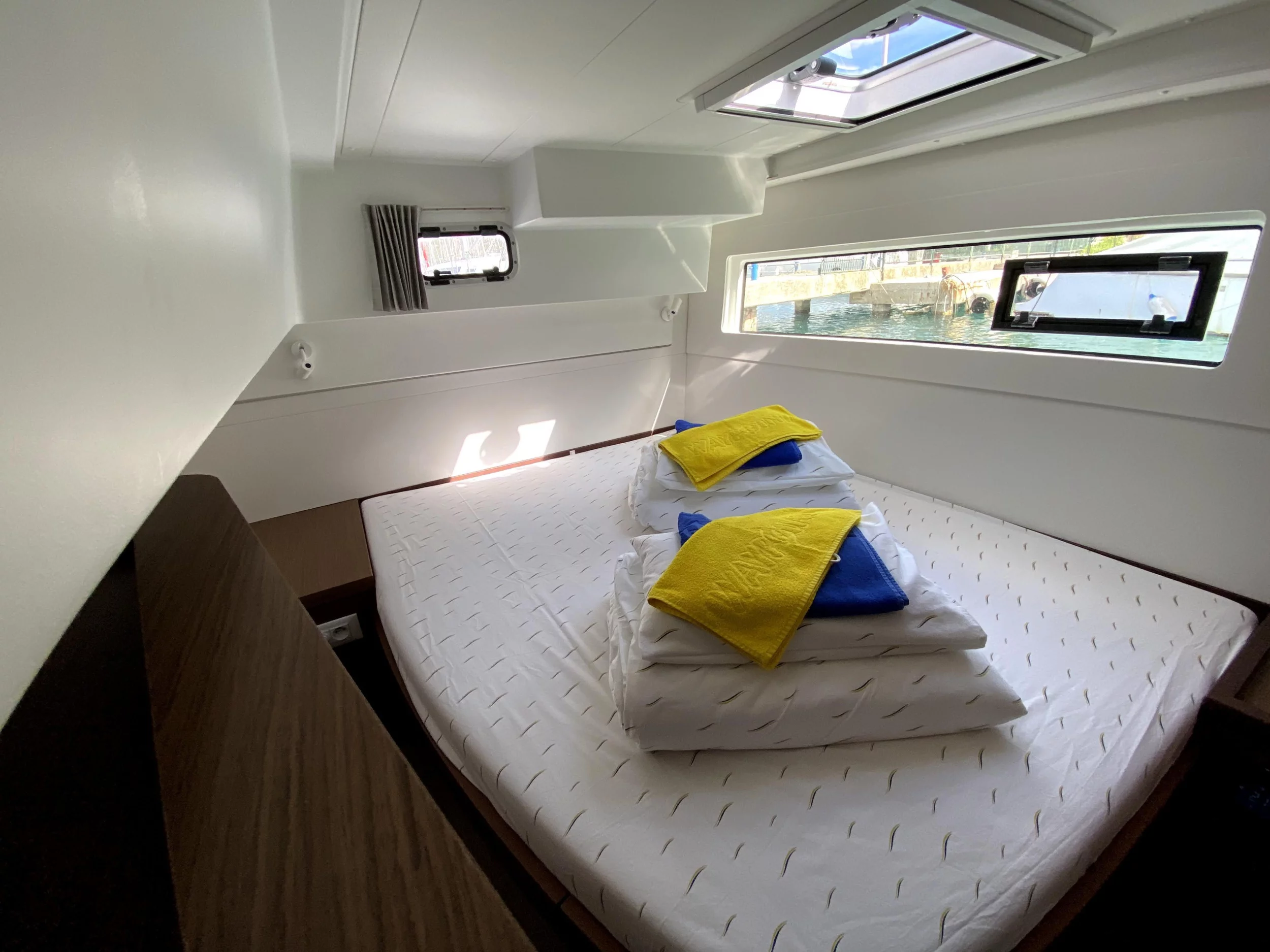 Lagoon 40 (HEROINA)  - 6