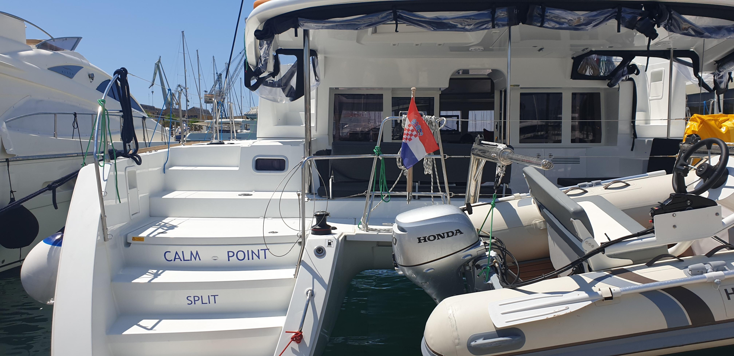 Photo #3 - Lagoon 450 Fly (CALM POINT) en Trogir - 9200