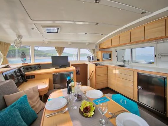 Lagoon 440 (UNIQUE) Interior image - 9