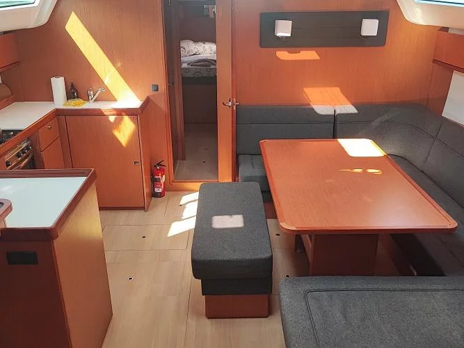 Bavaria 51 Cruiser (Seawalker) Interior image - 27