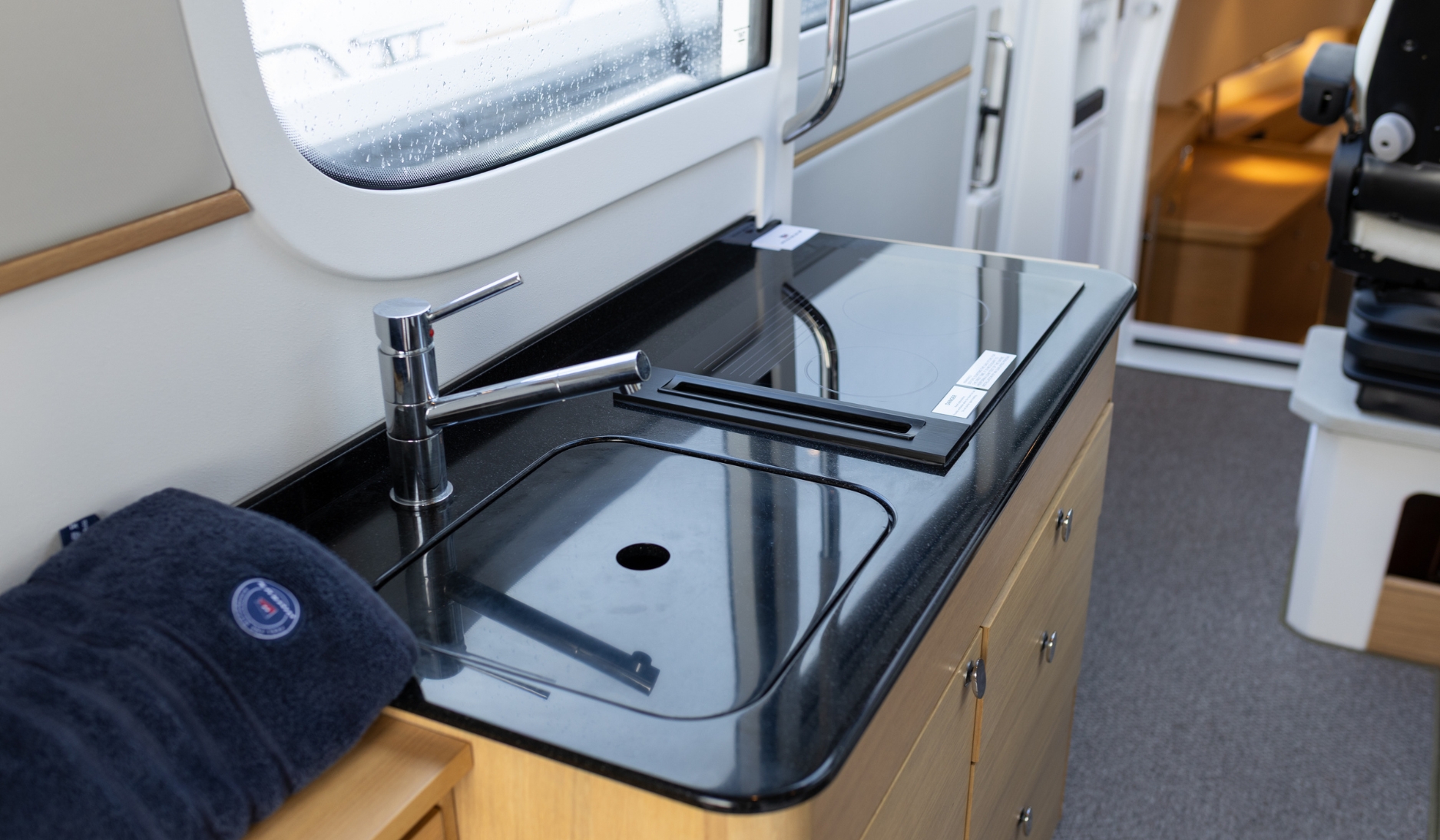 Nimbus Commuter C11 — photo 15