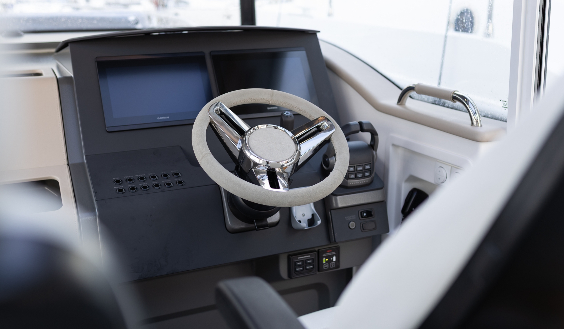 Nimbus Commuter C11 — photo 19
