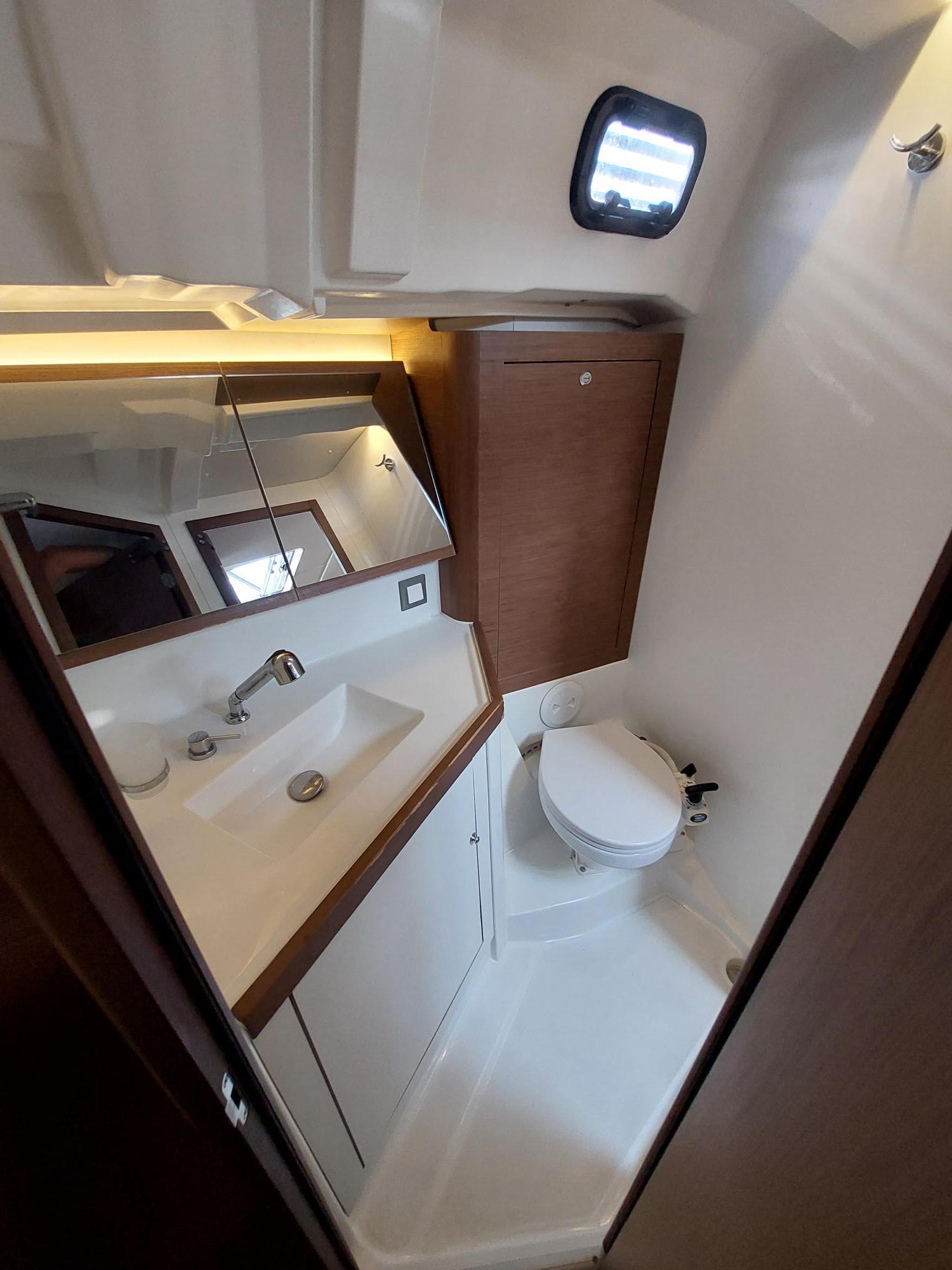 Photo #3 - Oceanis 46.1 (Kalmi) in Lavrion - 11680
