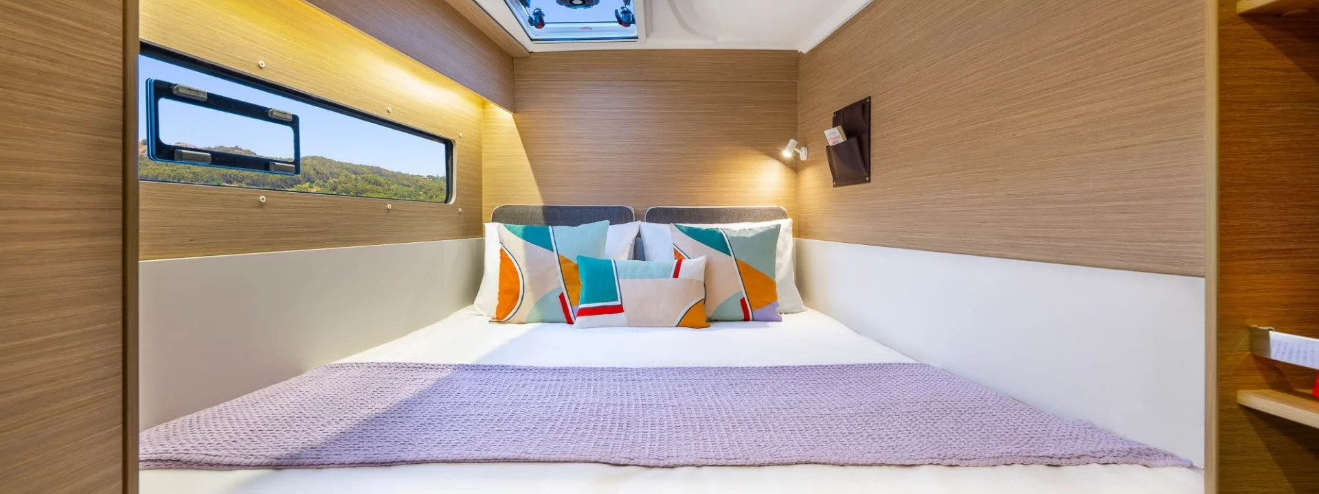 Lagoon 38 (Blue Horizon)  - 20