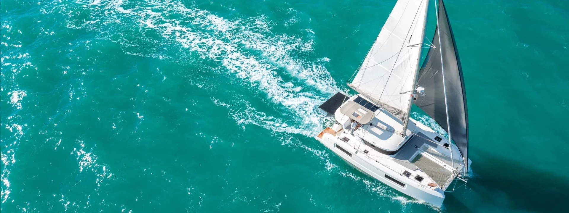 Lagoon 38 (Blue Horizon)  - 6