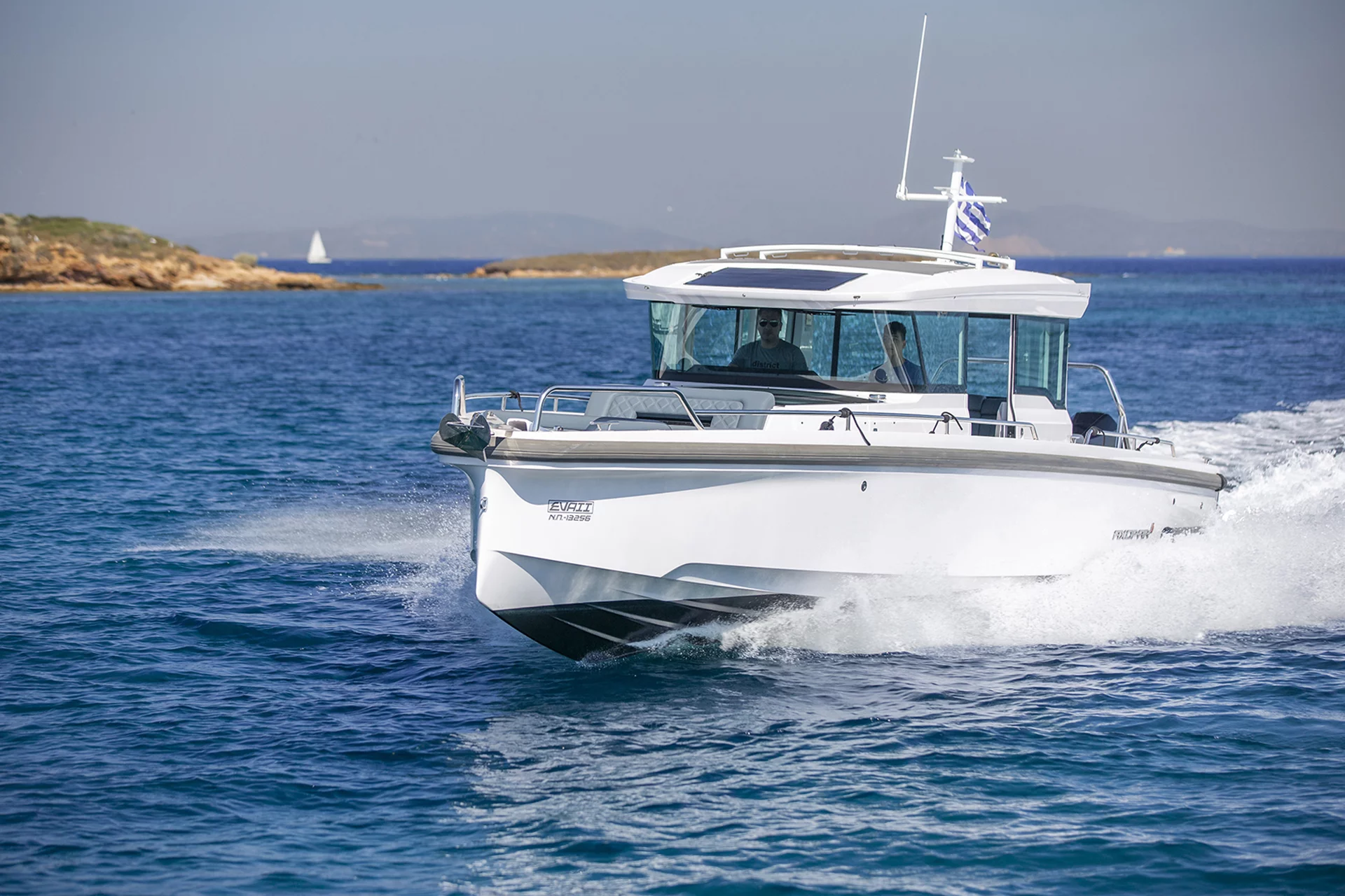 Axopar 37 XC Cross Cabin (2 cabins) (EVA II)  - 8