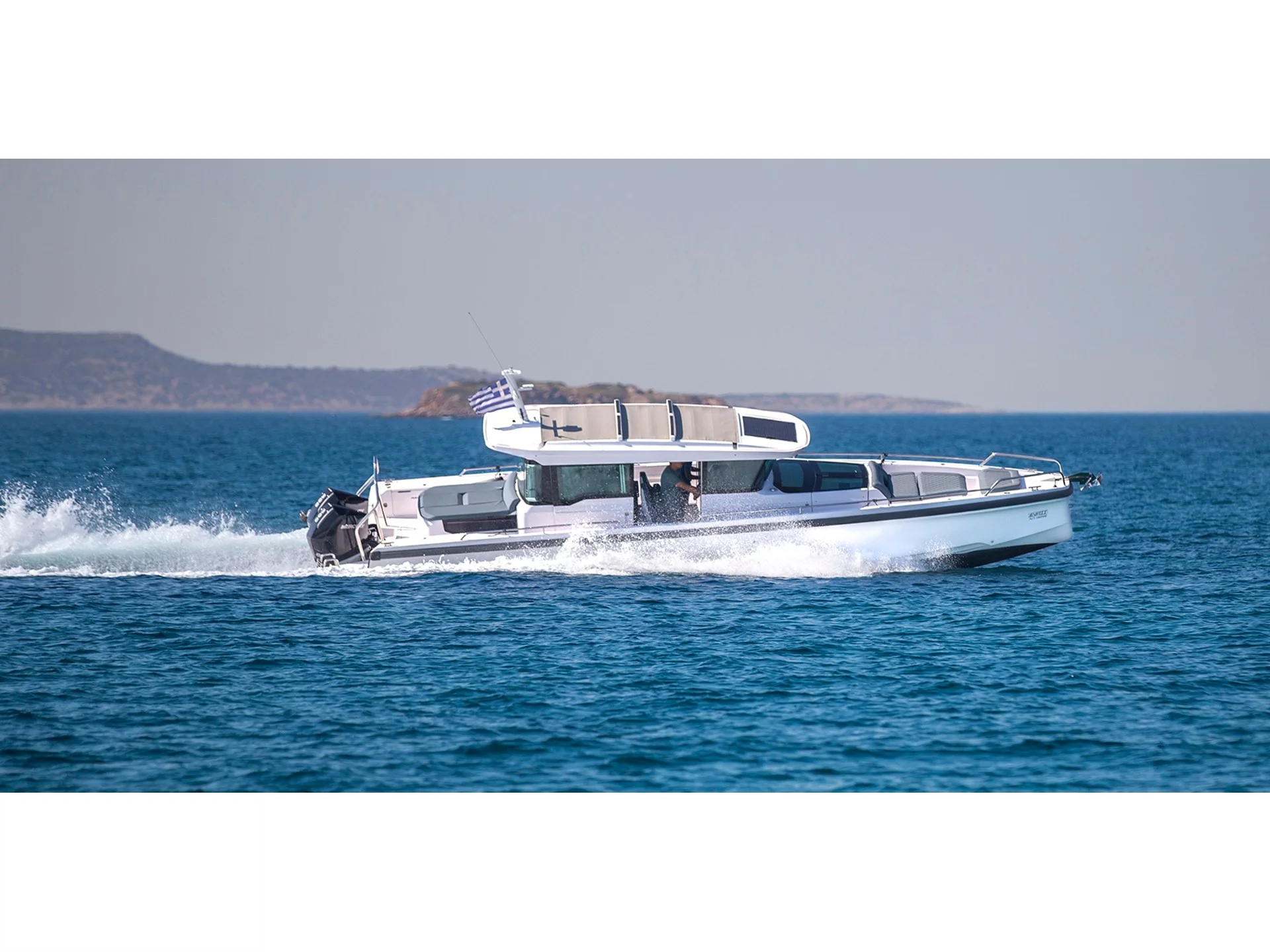 Axopar 37 XC Cross Cabin (2 cabins) (EVA II) Main image - 0