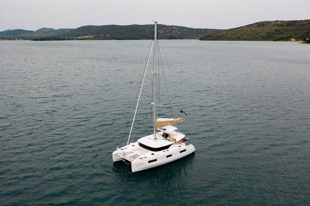 Photo #3 - Lagoon 46 (KARI) in Sibenik - 11865