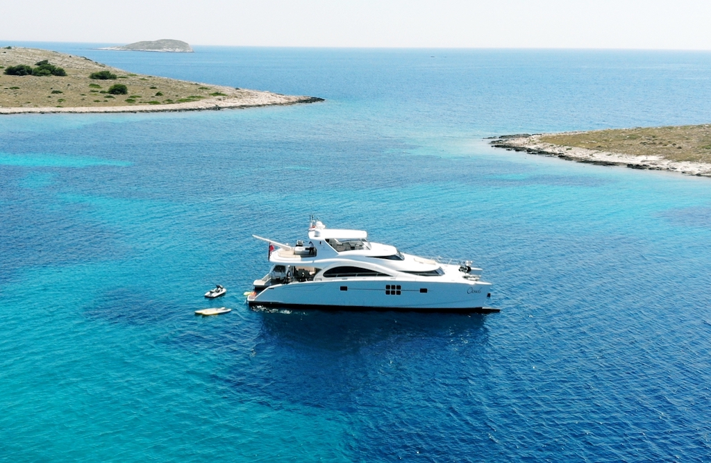 Photo #3 - Sunreef 70 Power (CLOUDS) in Sibenik - 23628