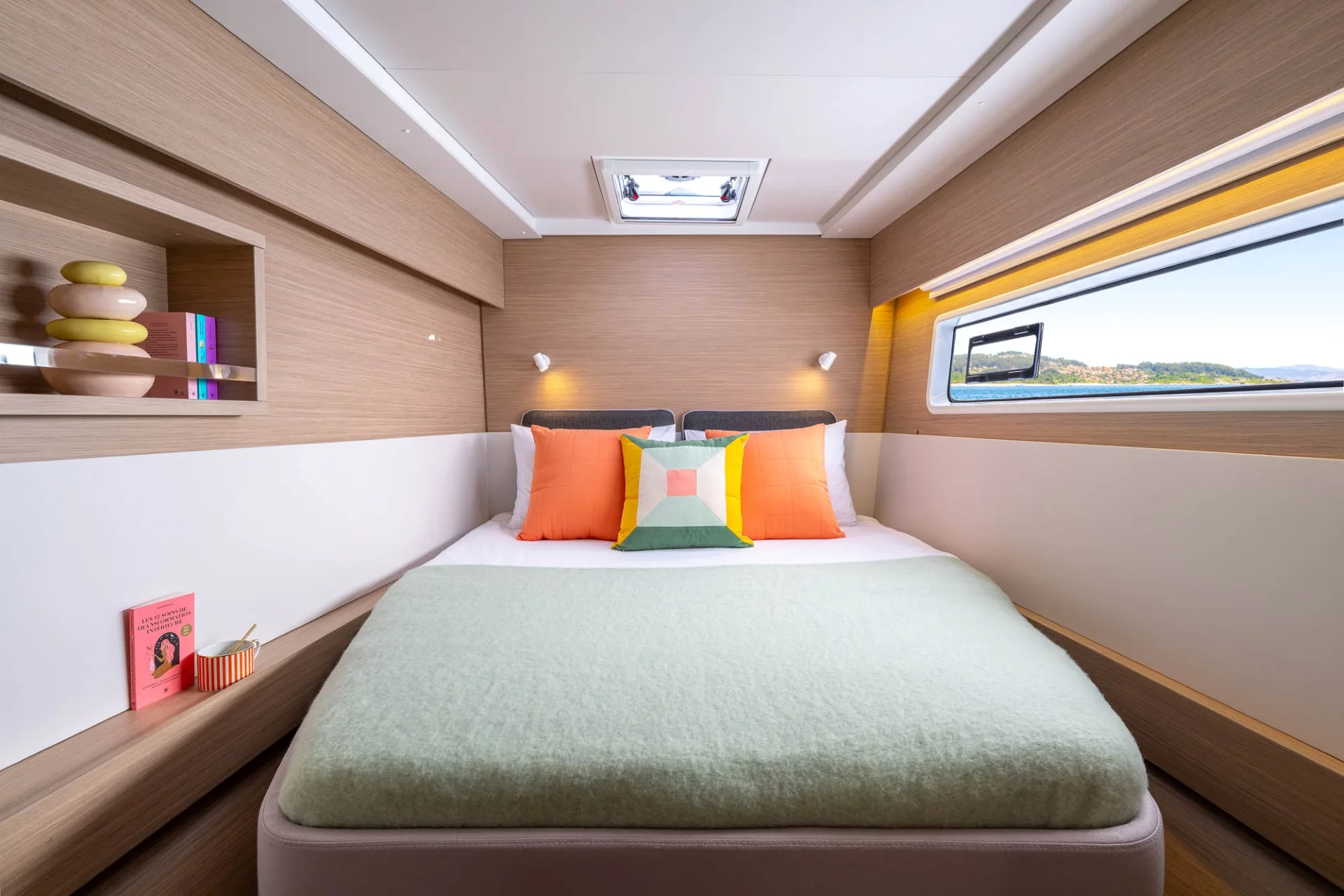 Lagoon 43 (No name)  - 14