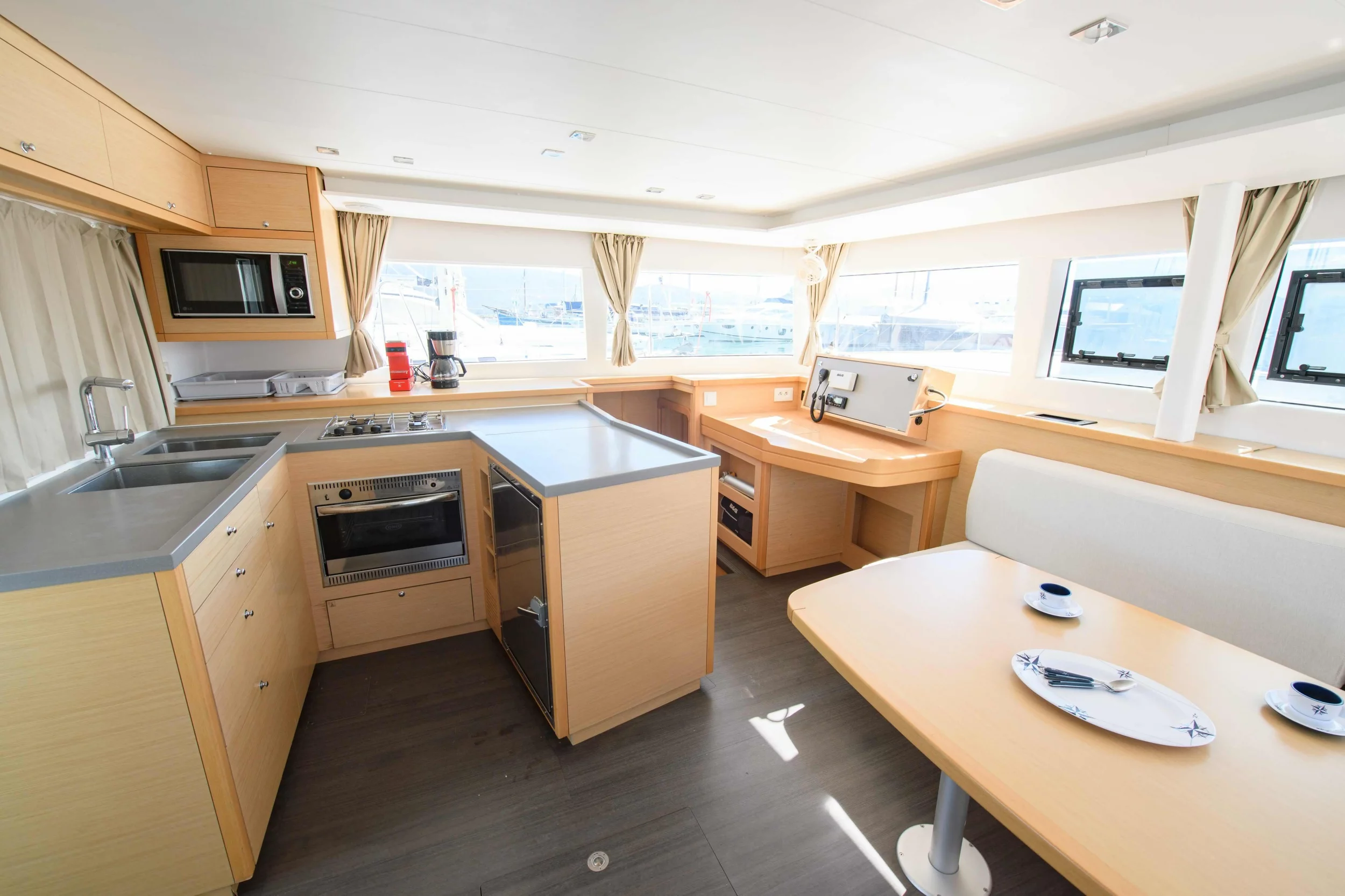 Lagoon 450 Flybridge (Athina (Pax 12))  - 22