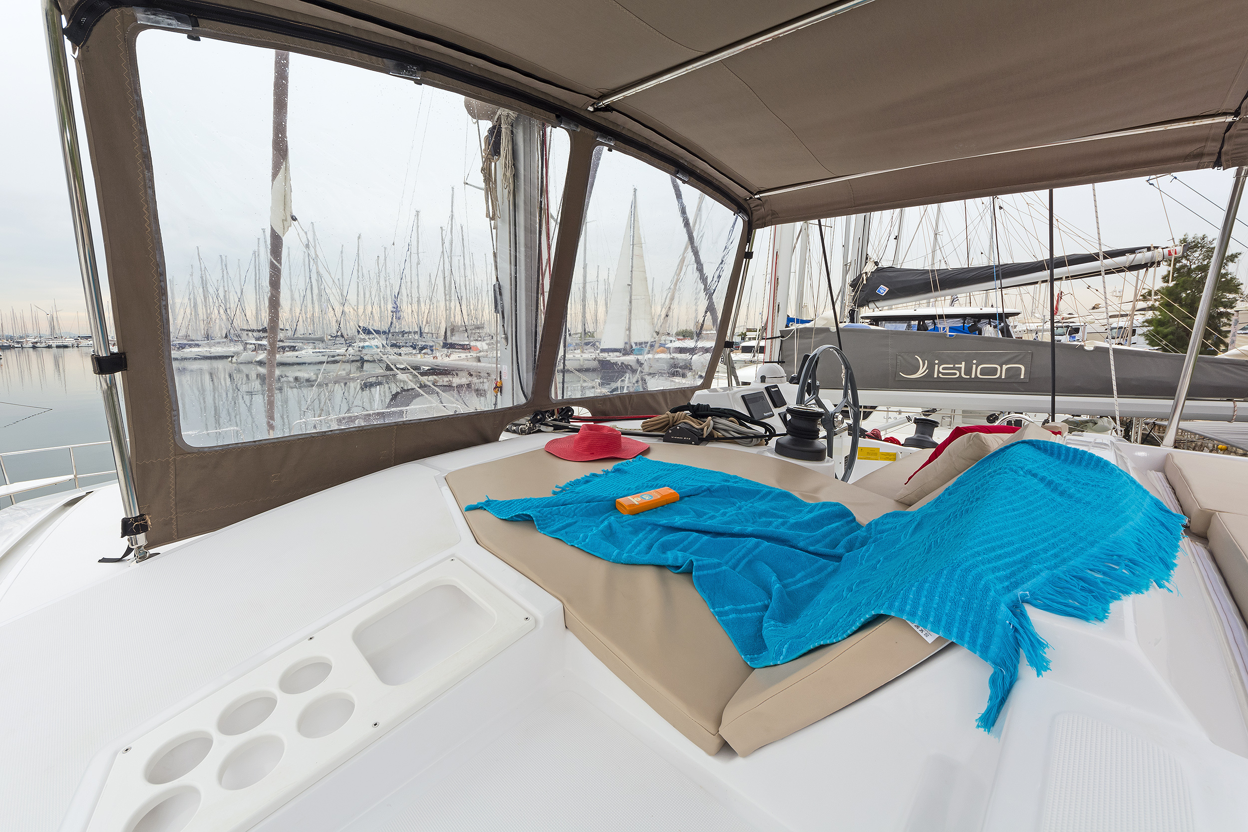Photo #5 - Bali 4.1 (Golden Waters) en Athènes - 11357