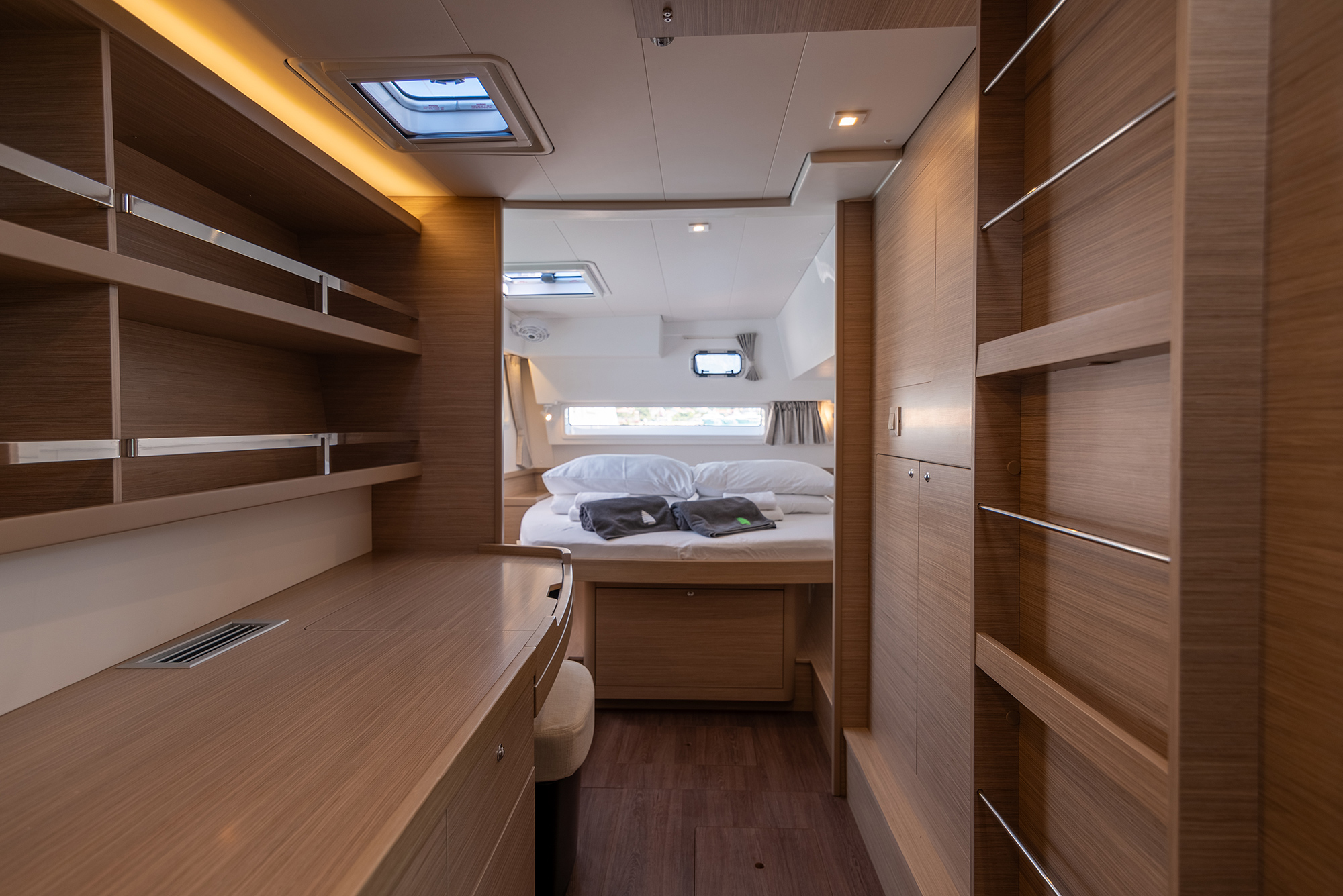 Lagoon 42 Owner version — photo 8