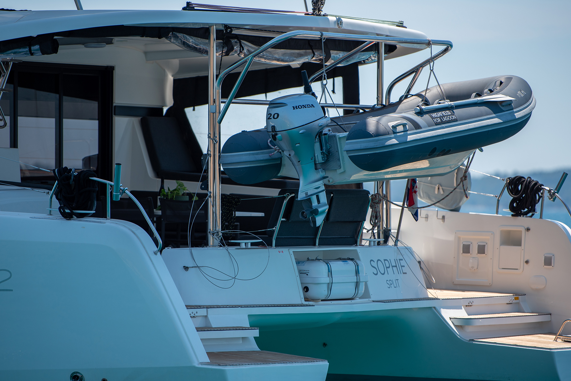 Lagoon 42 Owner version — photo 4