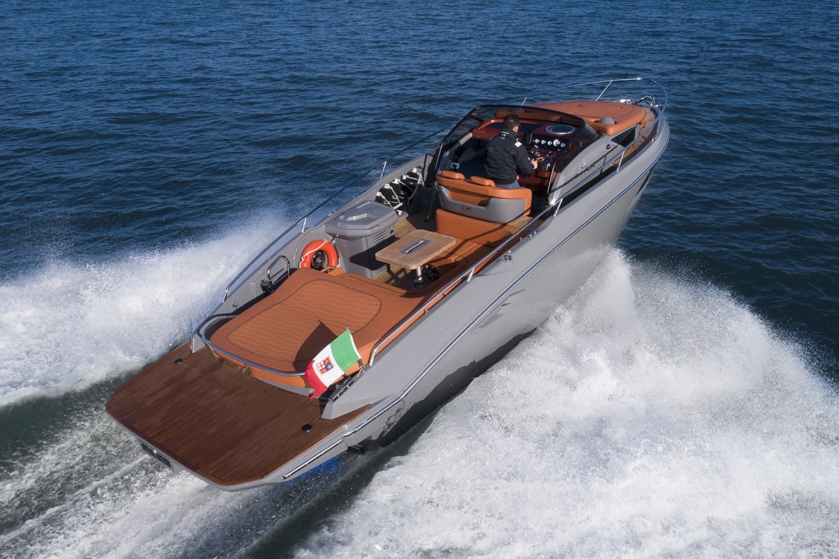 Photo #3 - Cranchi E30 Endurance (Aurora) in Portisco - 19111