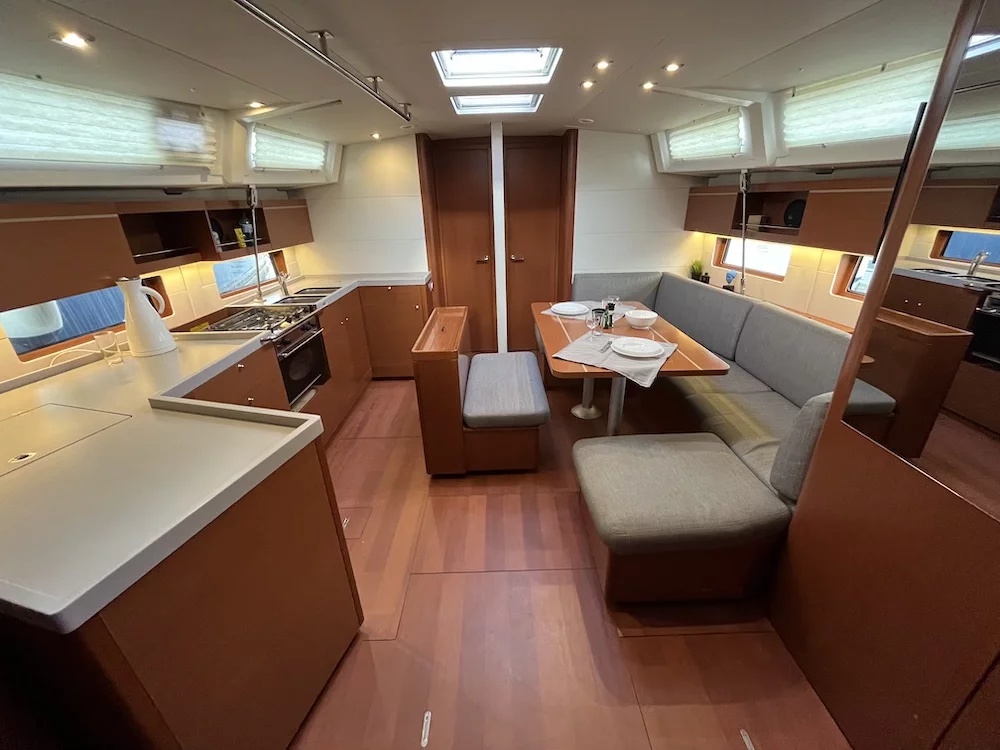 Oceanis 46.1 (MARILYN) Interior image - 7