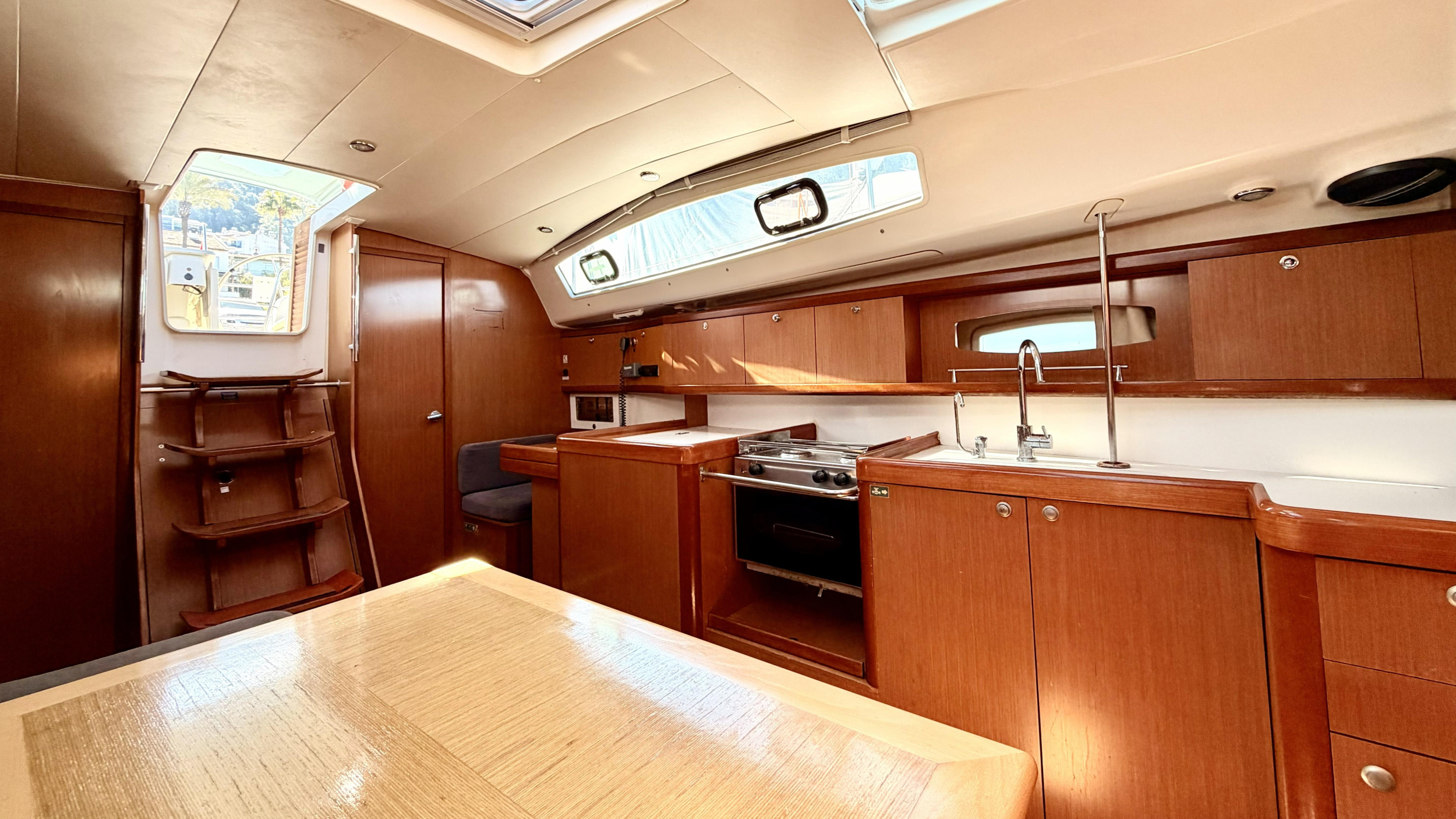 Beneteau Oceanis 40 Tigre — photo 14