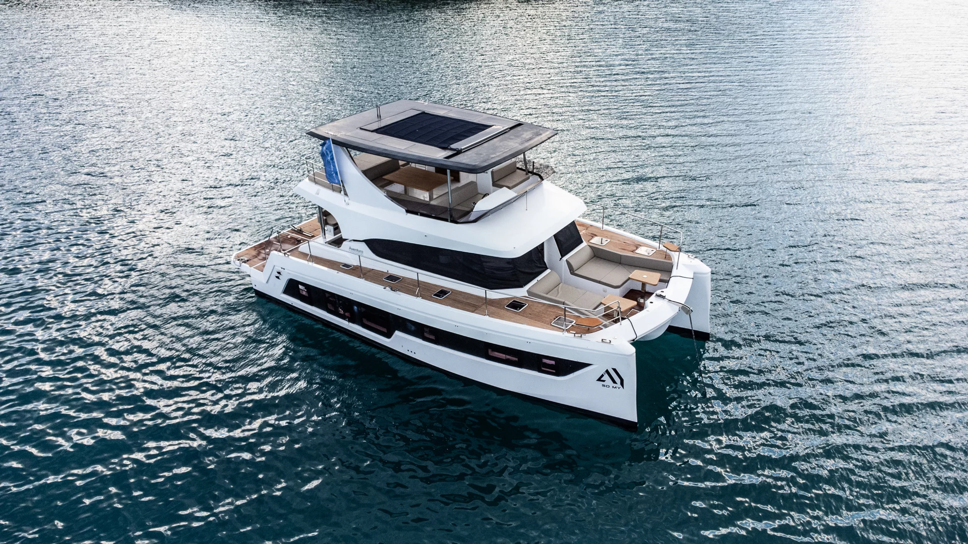 Aventura 50 (NYD'AMOUR II)  - 13
