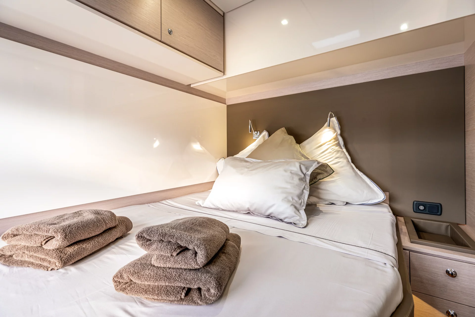 Aventura 50 (NYD'AMOUR II)  - 10