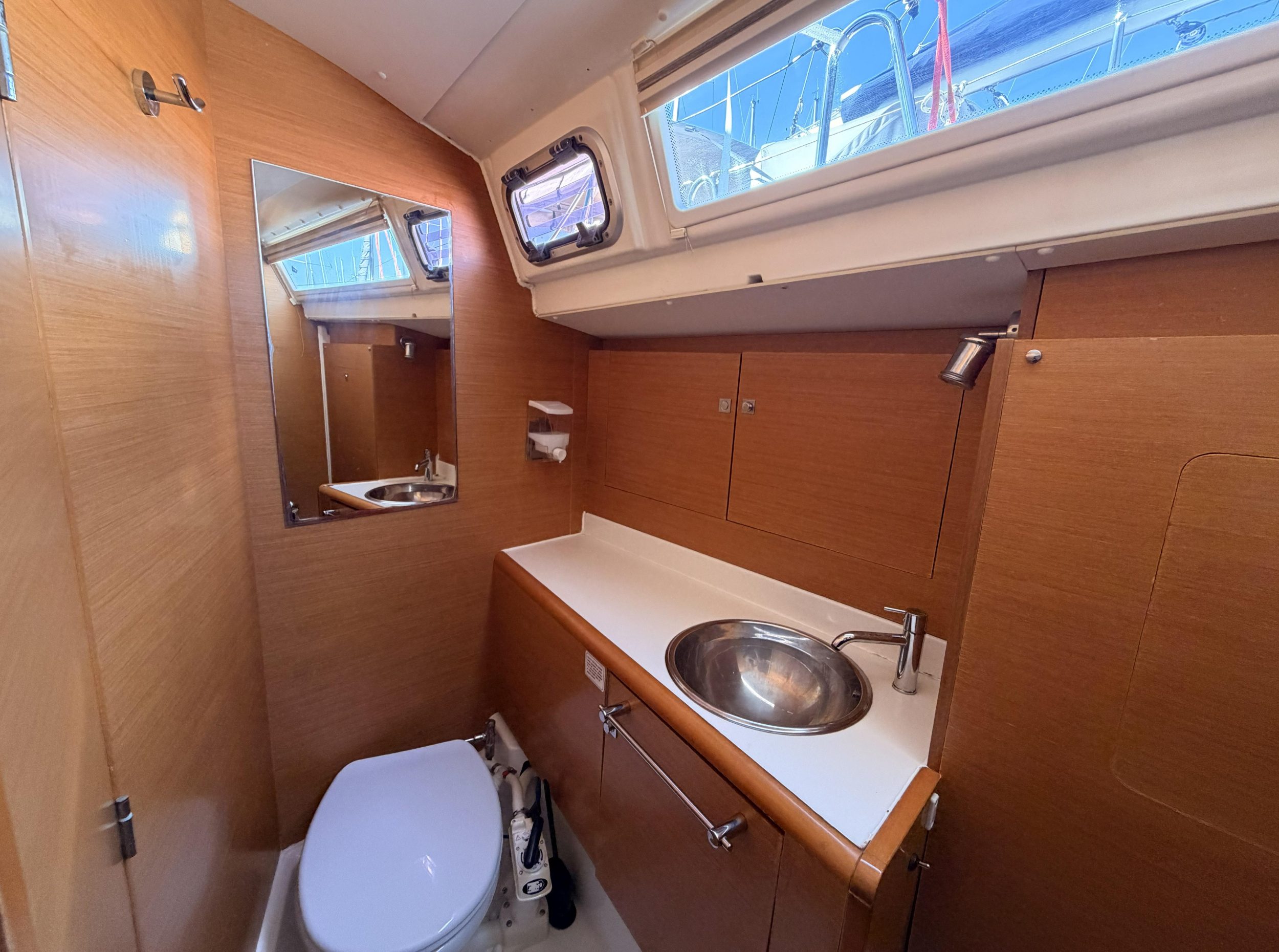 Sun Odyssey 439 Toya — photo 14