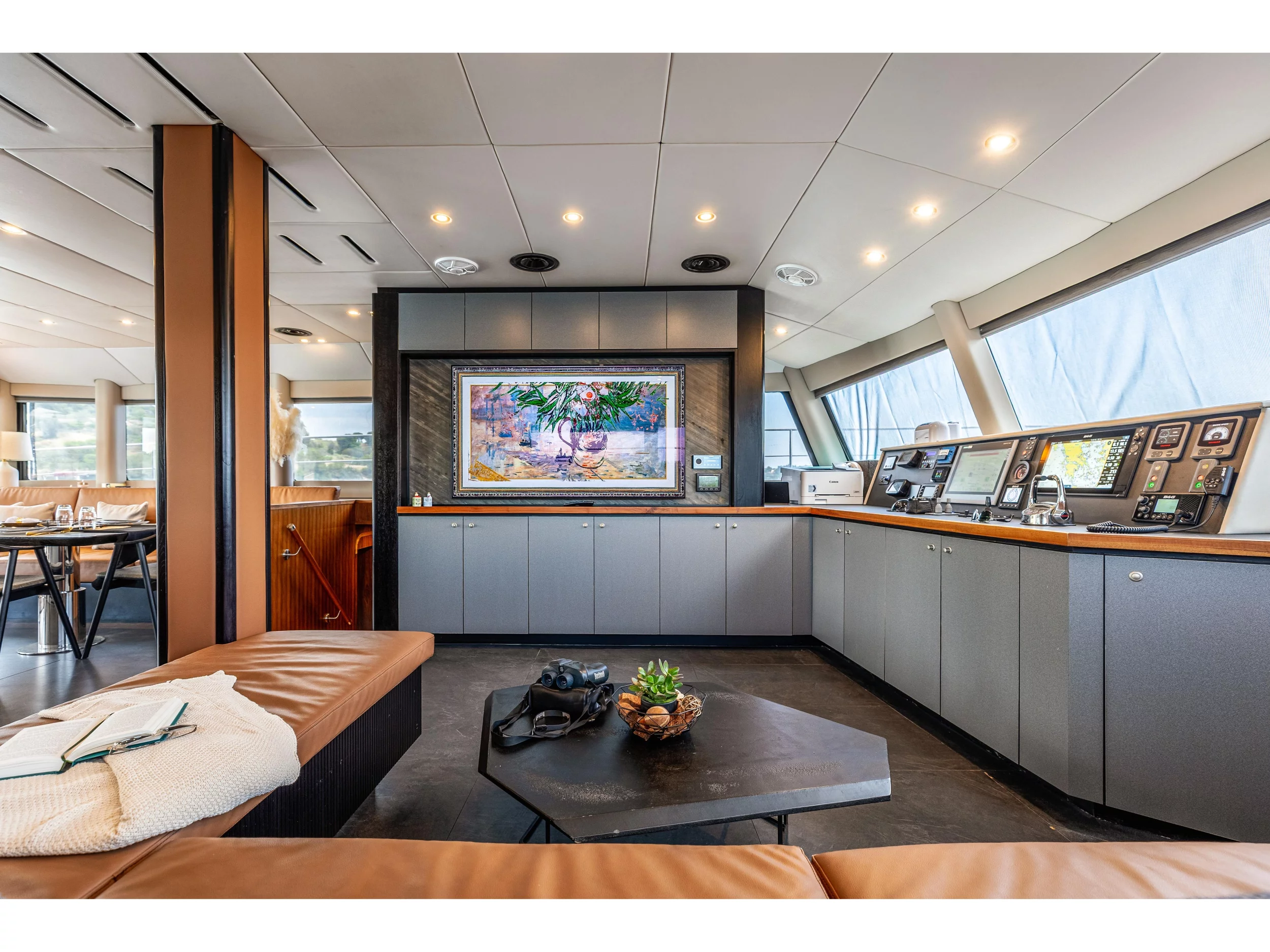 Catamaran J-Yachts (HANI I (VAT included - APA 25% not included)) Interior image - 25