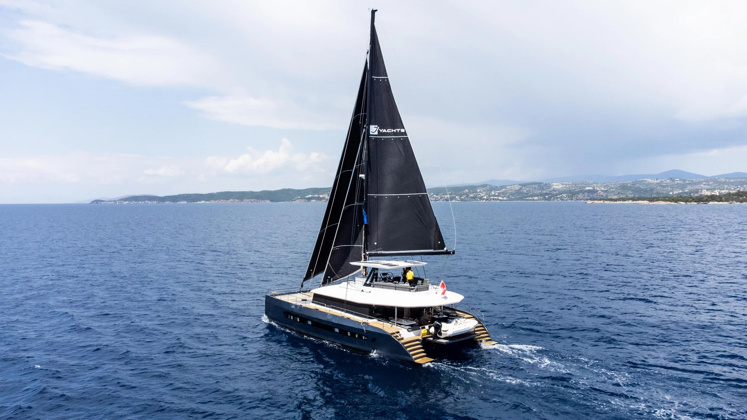 Catamaran J-Yachts (HANI I (VAT included - APA 25% not included))  - 26