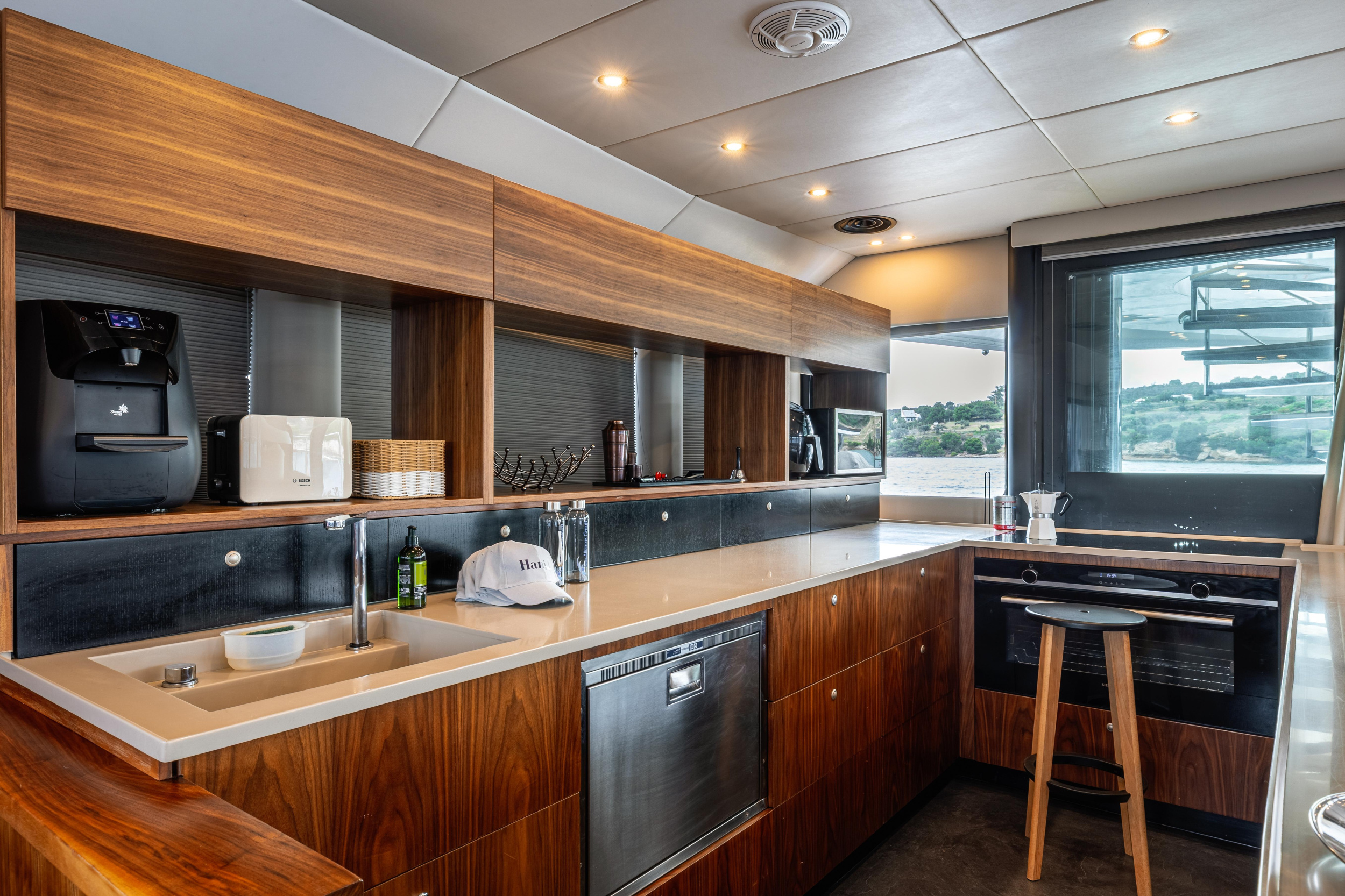 Photo #22 - Catamaran J-Yachts (HANI I (VAT included - APA 25% not included)) en Porto Heli - 22881