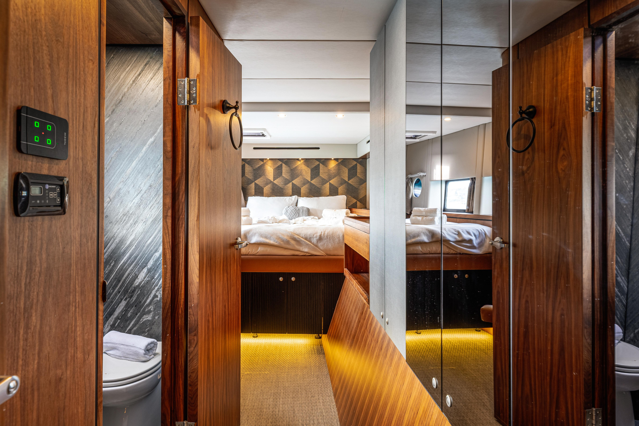 Photo #4 - Catamaran J-Yachts (HANI I (VAT included - APA 25% not included)) en Porto Heli - 22881