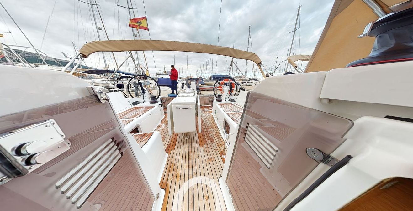 Photo #5 - Sun Odyssey 49 (Corcho XIV) in Denia - 19141