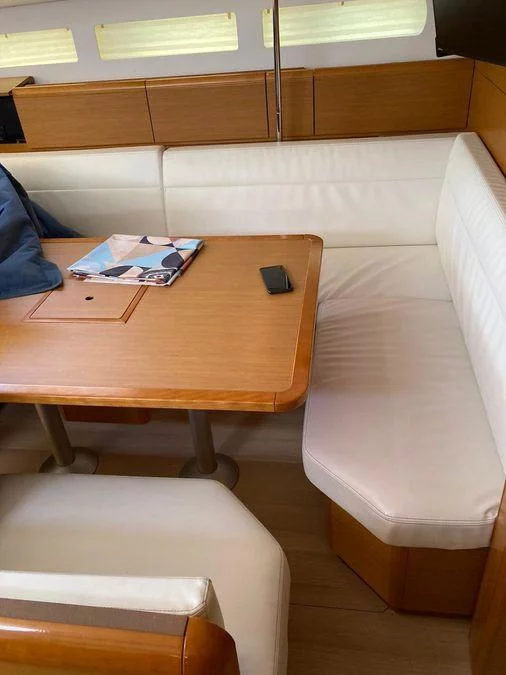 Sun Odyssey 51.9 (Corcho XI)  - 4